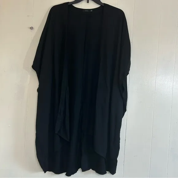 Aritzia Talula Black Lounge Kimono Oversized Soft Open Cardigan Size XS.