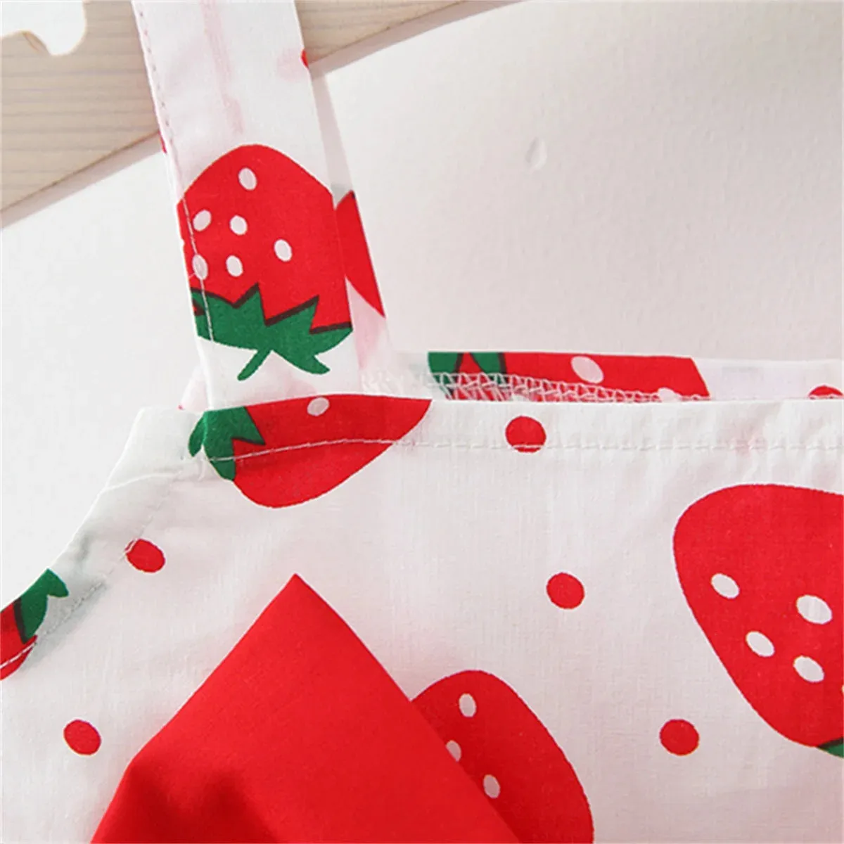 Babies Casual Dress Strawberry Print Chest Bow with hat