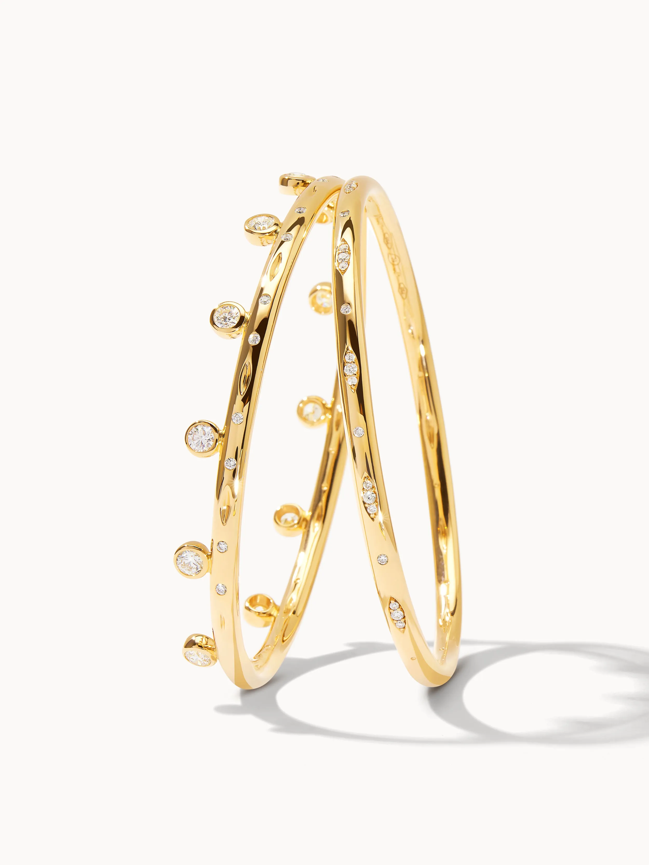 Bangle GYPSY 'Classic' 17 cm 18K yellow gold