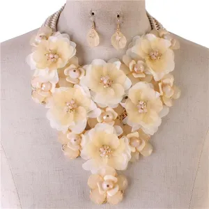 Beautiful Ivory Crystal Beads Necklace Set-High End