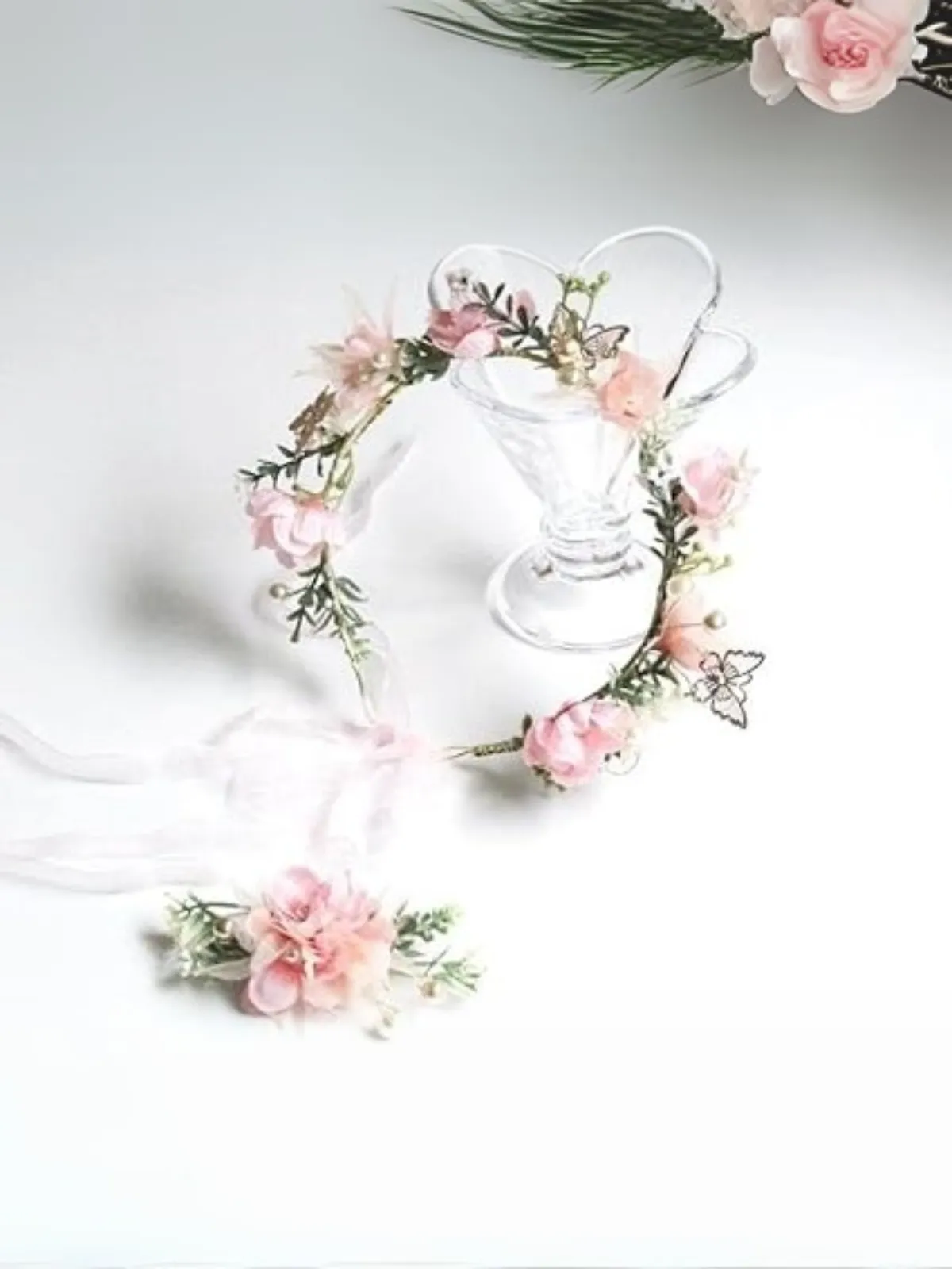 Blushing Blooms Pink Pearl Flower Crown