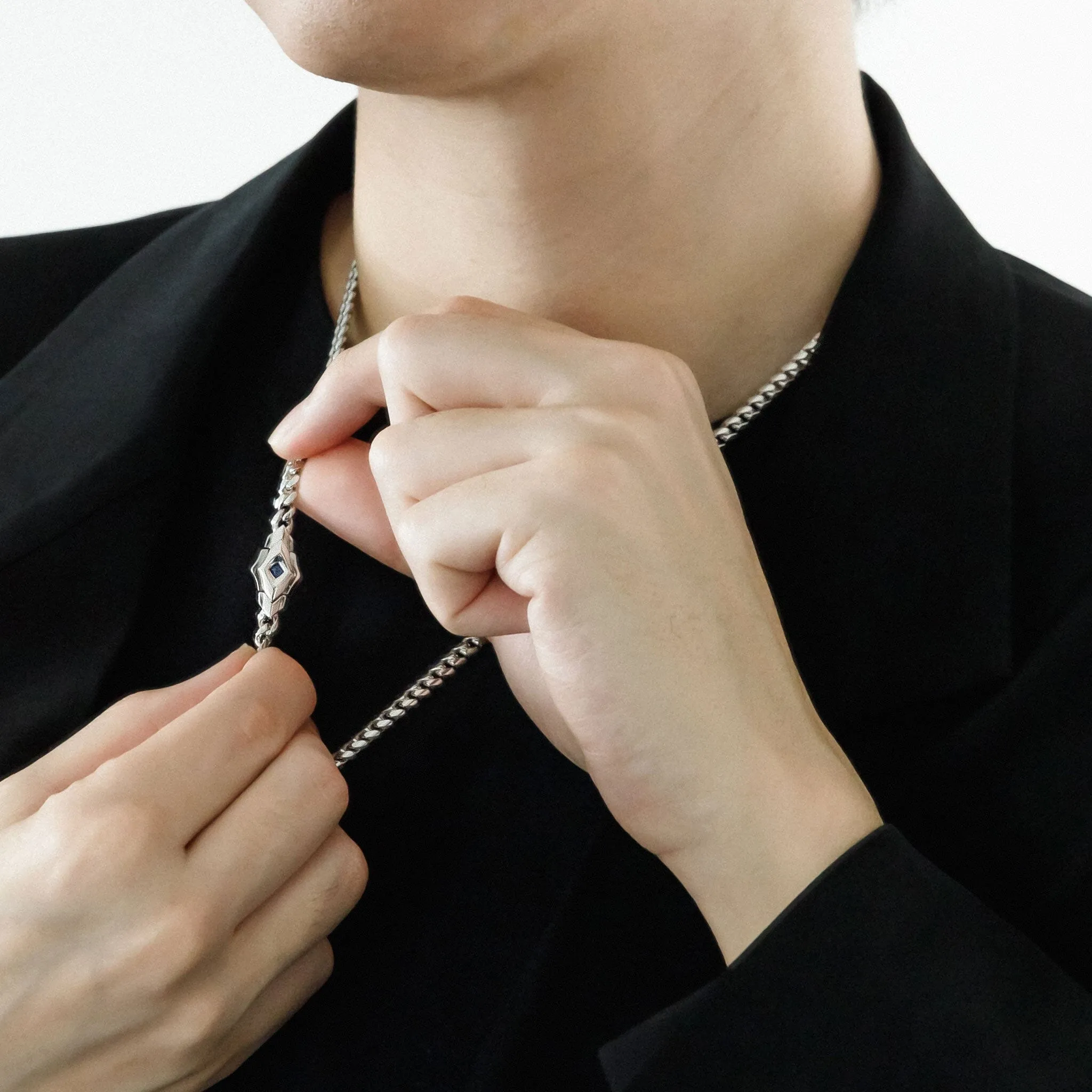 Ceylon Sapphire Clasp Chain Necklace