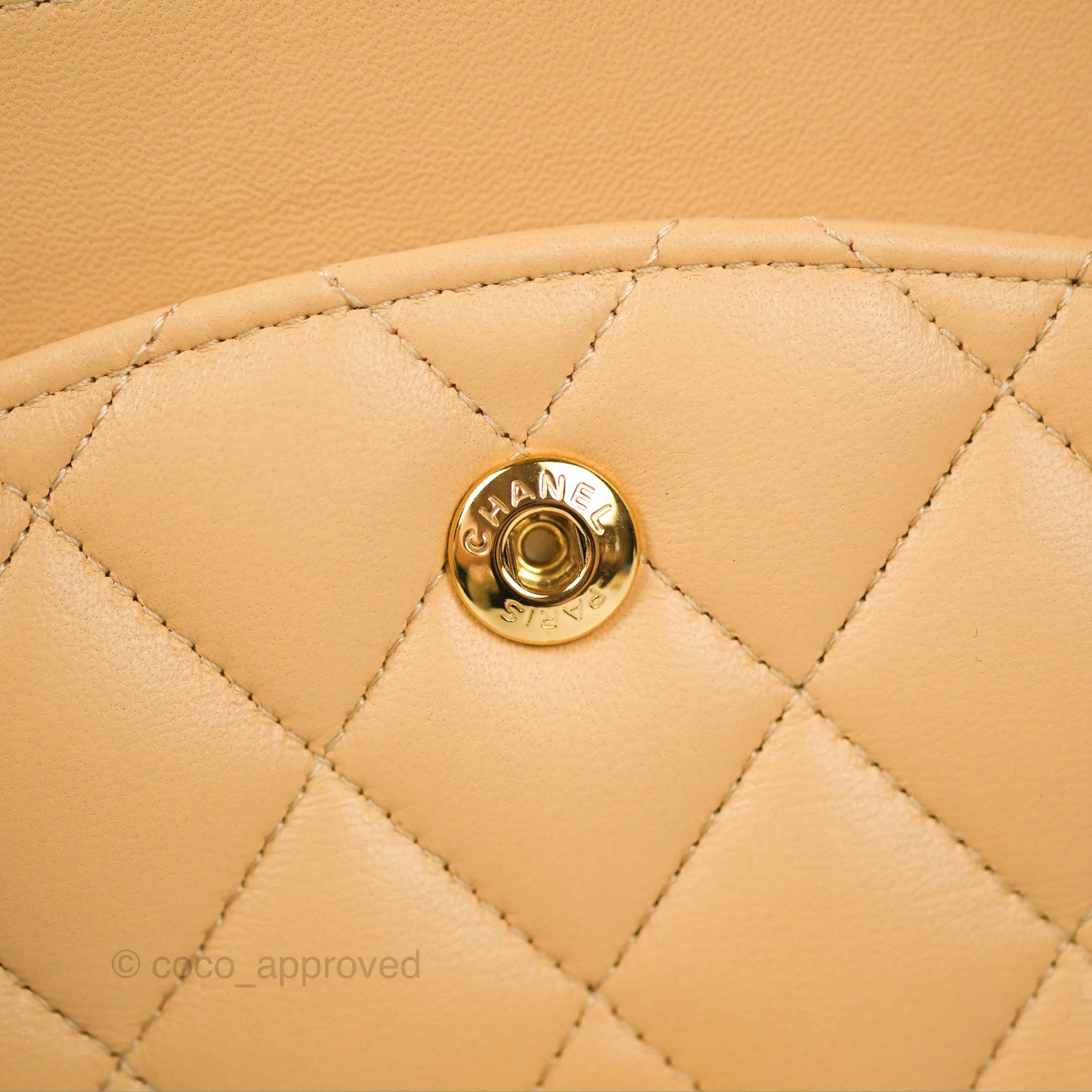 Chanel Classic M/L Medium Flap Quilted Beige Lambskin Gold Hardware