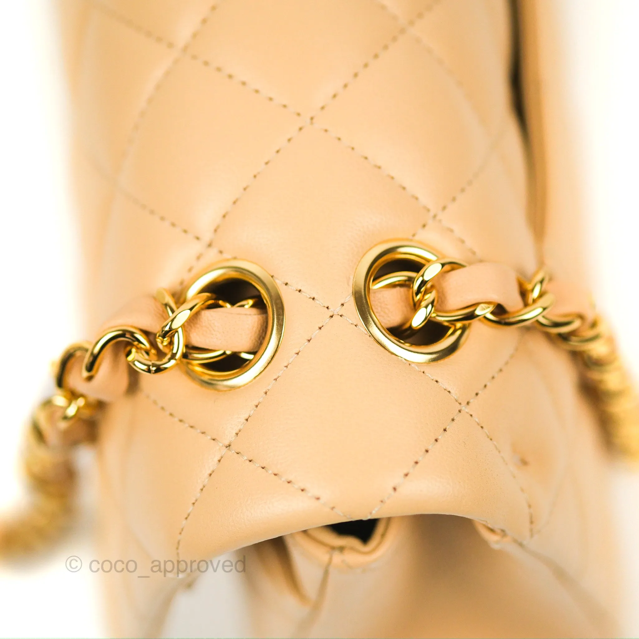 Chanel Classic M/L Medium Flap Quilted Beige Lambskin Gold Hardware