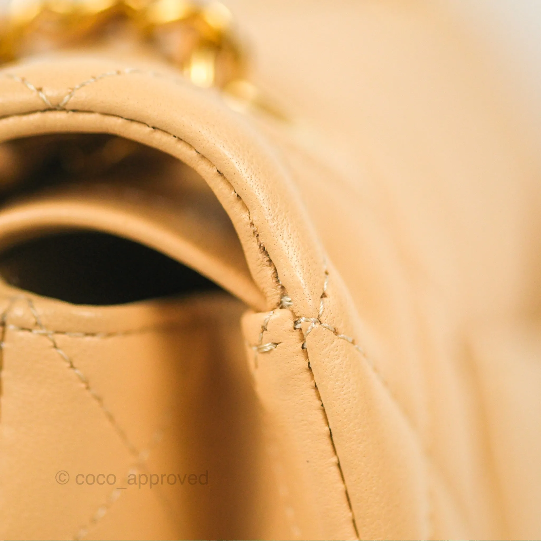 Chanel Classic M/L Medium Flap Quilted Beige Lambskin Gold Hardware