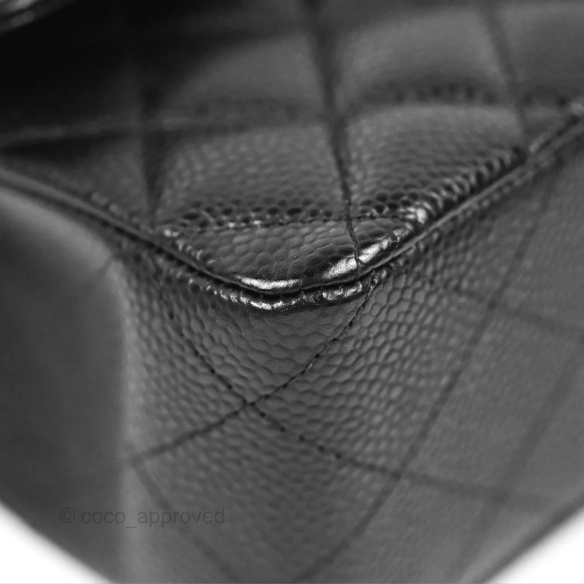 Chanel Classic M/L Medium Flap Quilted Black Caviar Gold Hardware