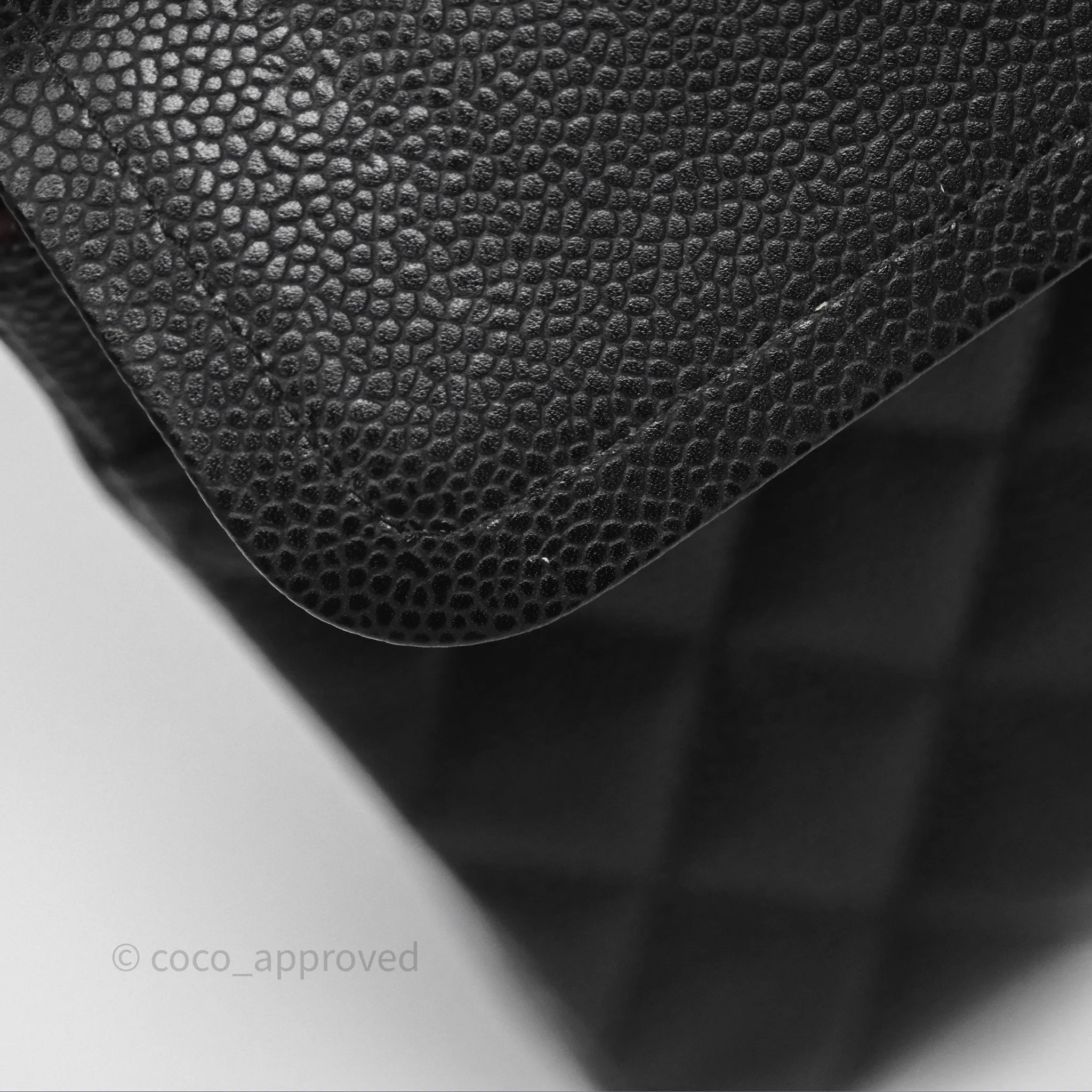 Chanel Classic M/L Medium Flap Quilted Black Caviar Gold Hardware