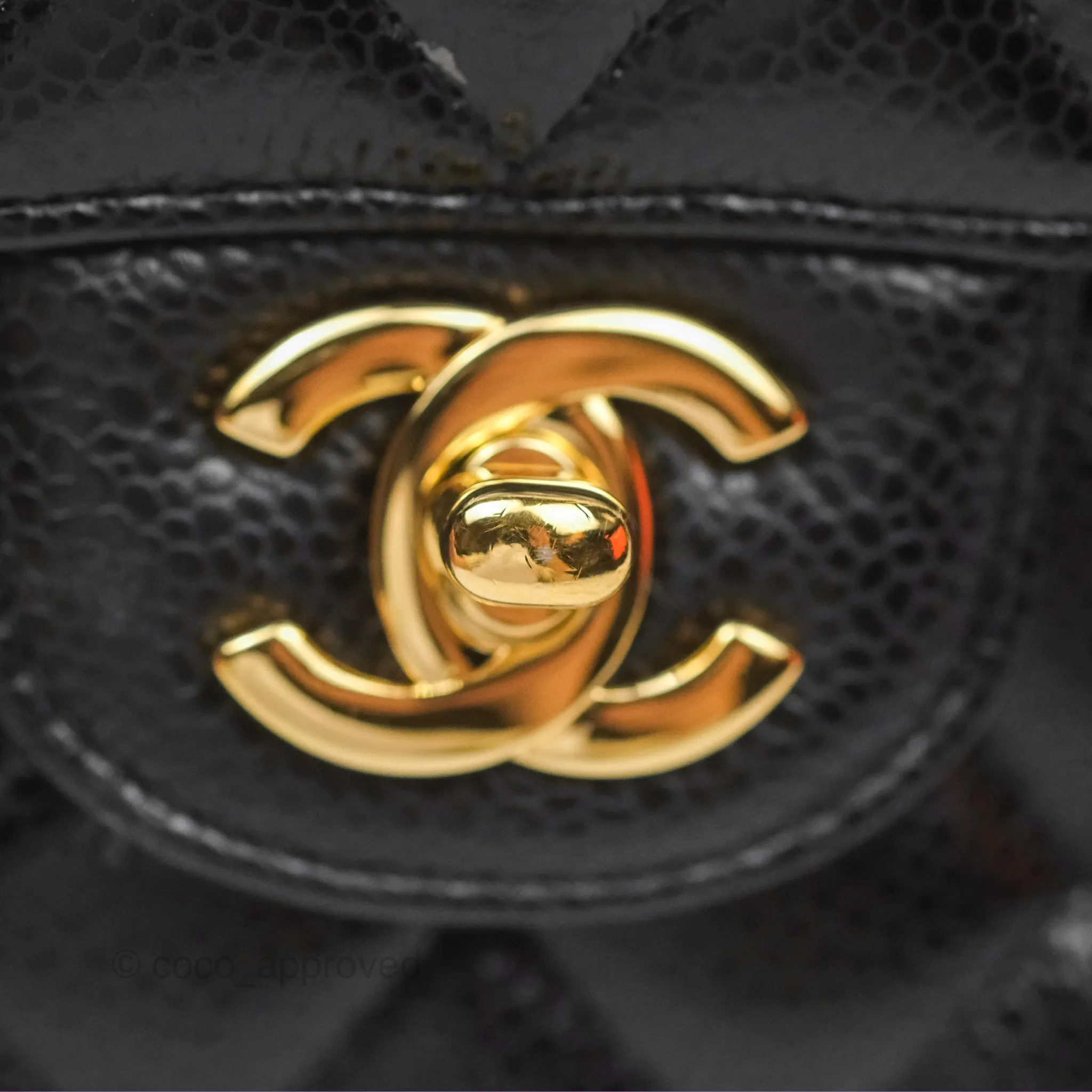 Chanel Classic M/L Medium Flap Quilted Black Caviar Gold Hardware