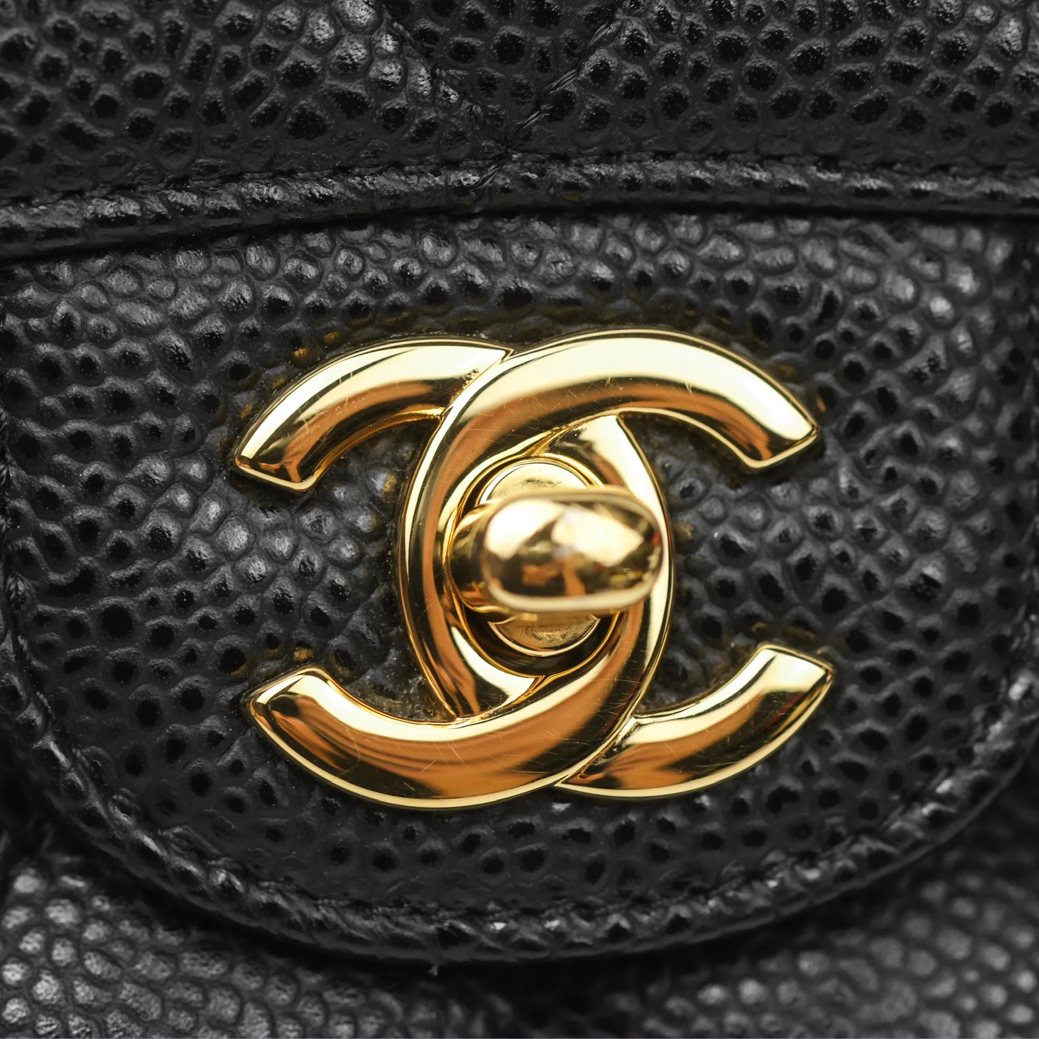 Chanel Classic M/L Medium Flap Quilted Black Caviar Gold Hardware