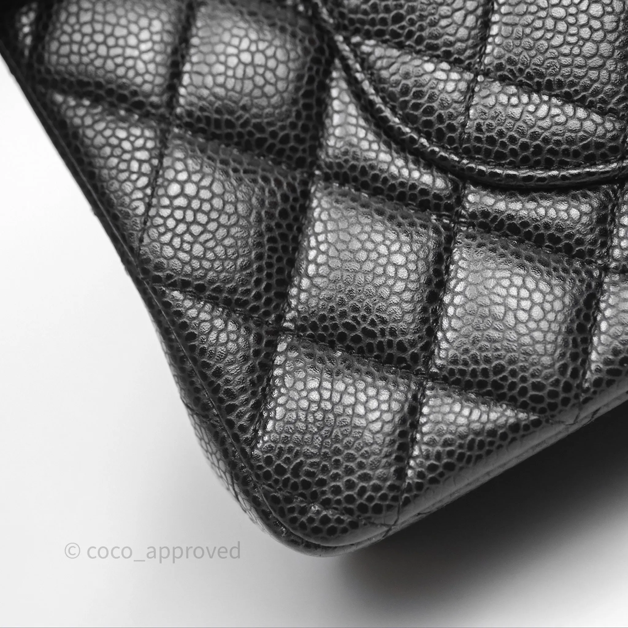 Chanel Classic M/L Medium Flap Quilted Black Caviar Gold Hardware