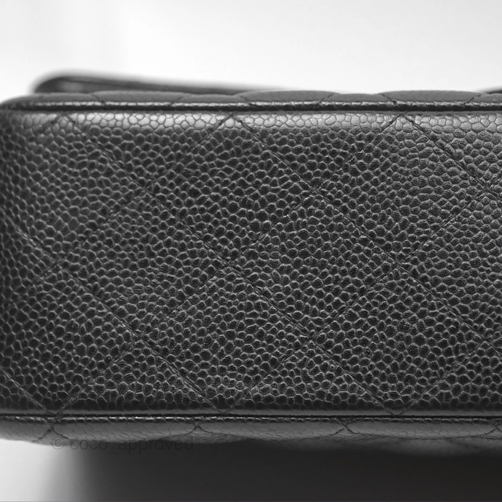 Chanel Classic M/L Medium Flap Quilted Black Caviar Gold Hardware