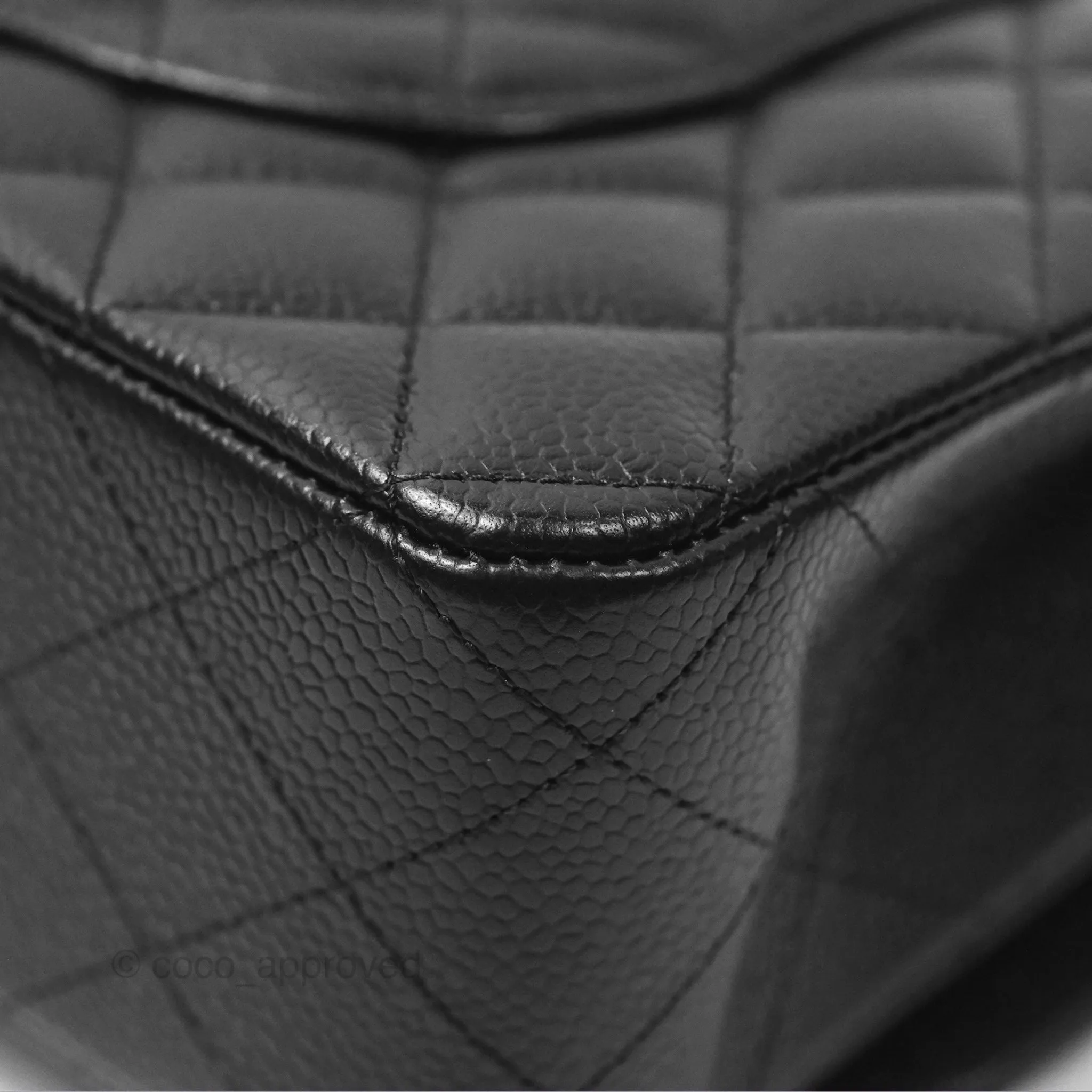 Chanel Classic M/L Medium Flap Quilted Black Caviar Gold Hardware