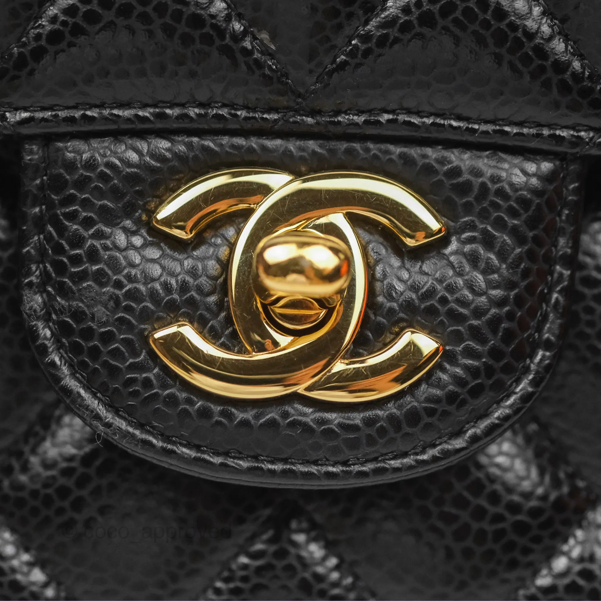 Chanel Classic M/L Medium Flap Quilted Black Caviar Gold Hardware