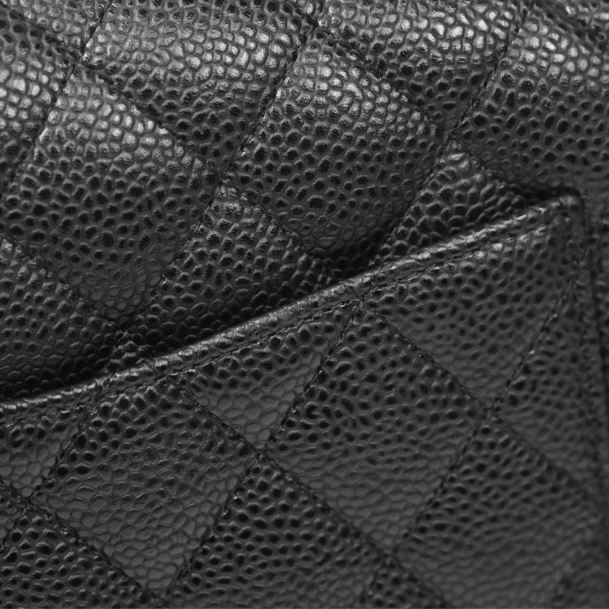 Chanel Classic M/L Medium Flap Quilted Black Caviar Gold Hardware
