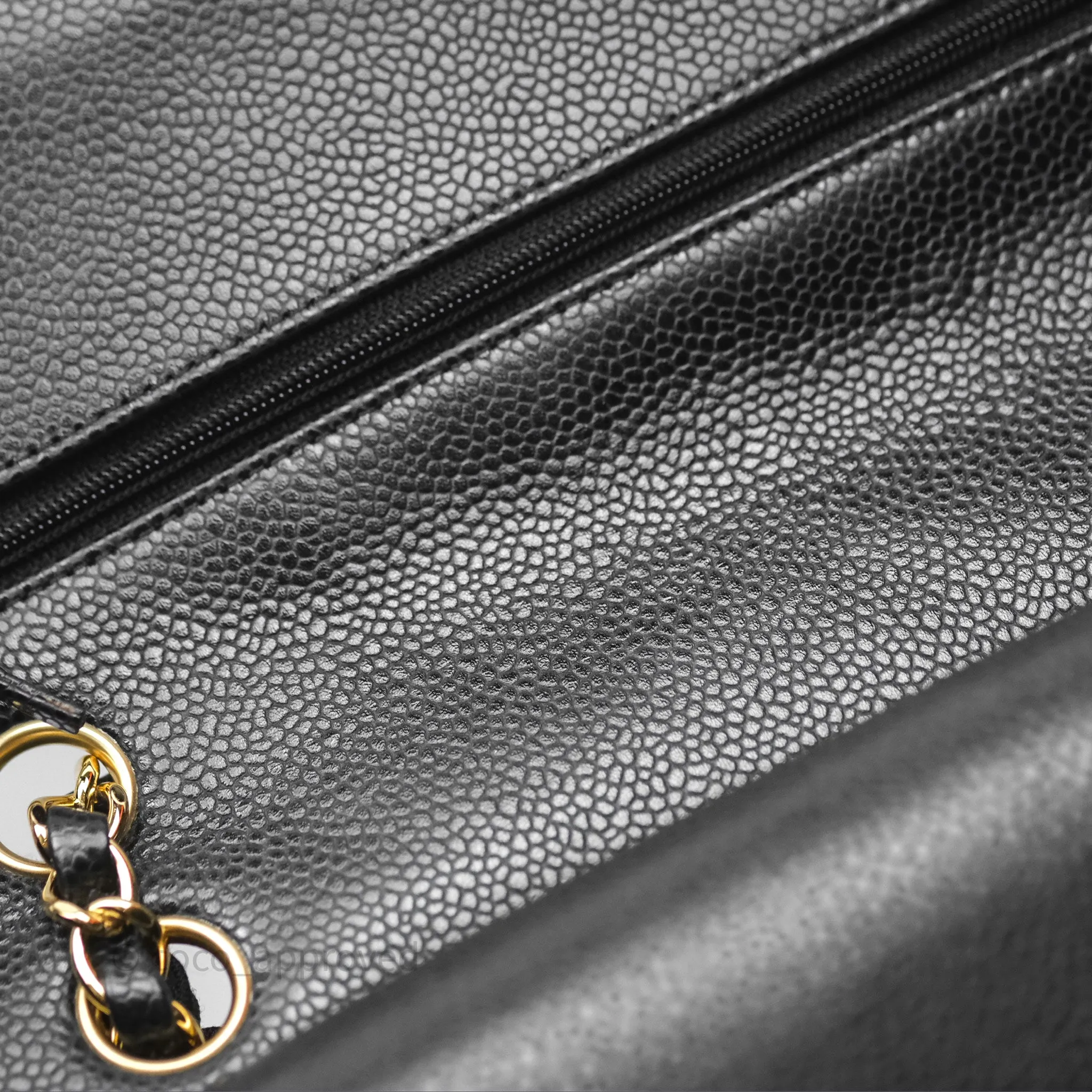 Chanel Classic M/L Medium Flap Quilted Black Caviar Gold Hardware