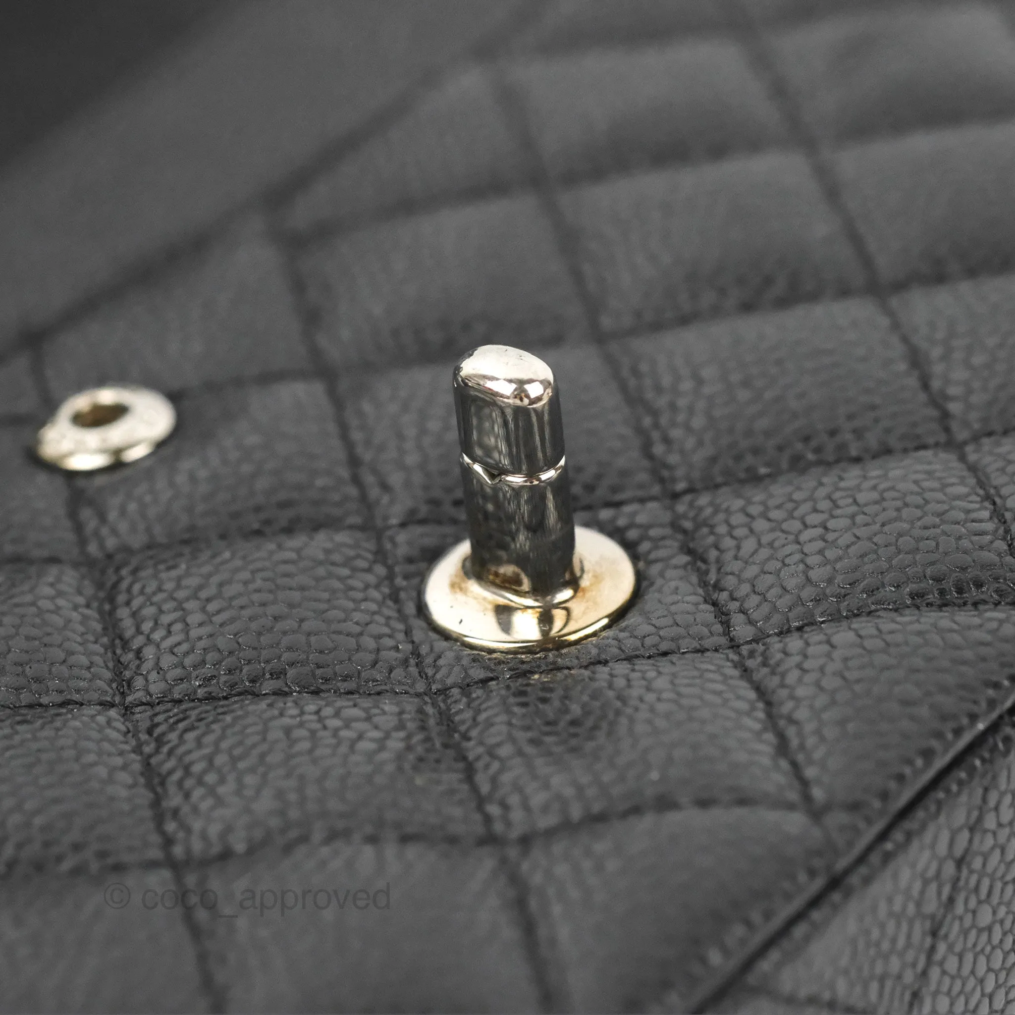 Chanel Classic M/L Medium Flap Quilted Black Caviar Silver Hardware