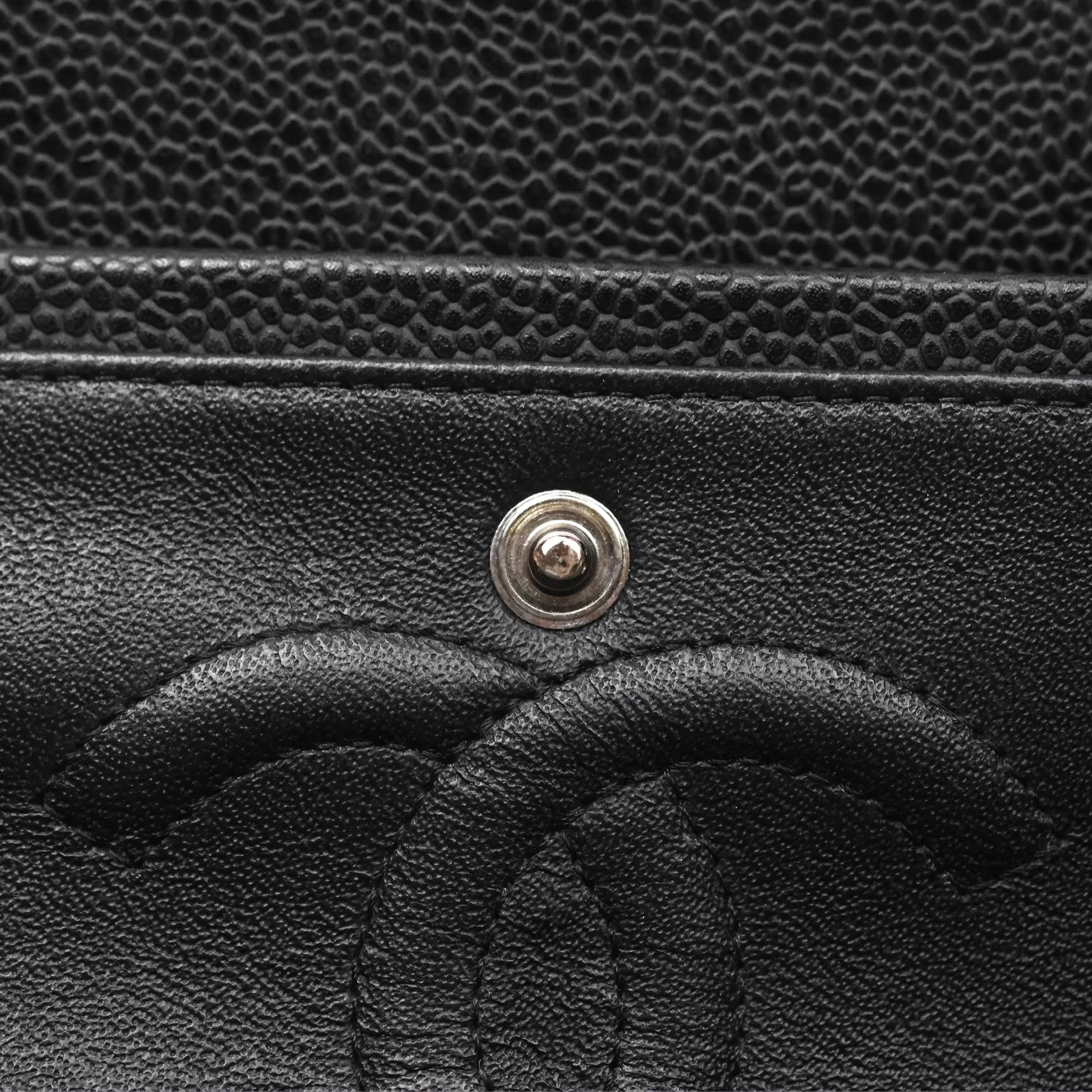 Chanel Classic M/L Medium Flap Quilted Black Caviar Silver Hardware