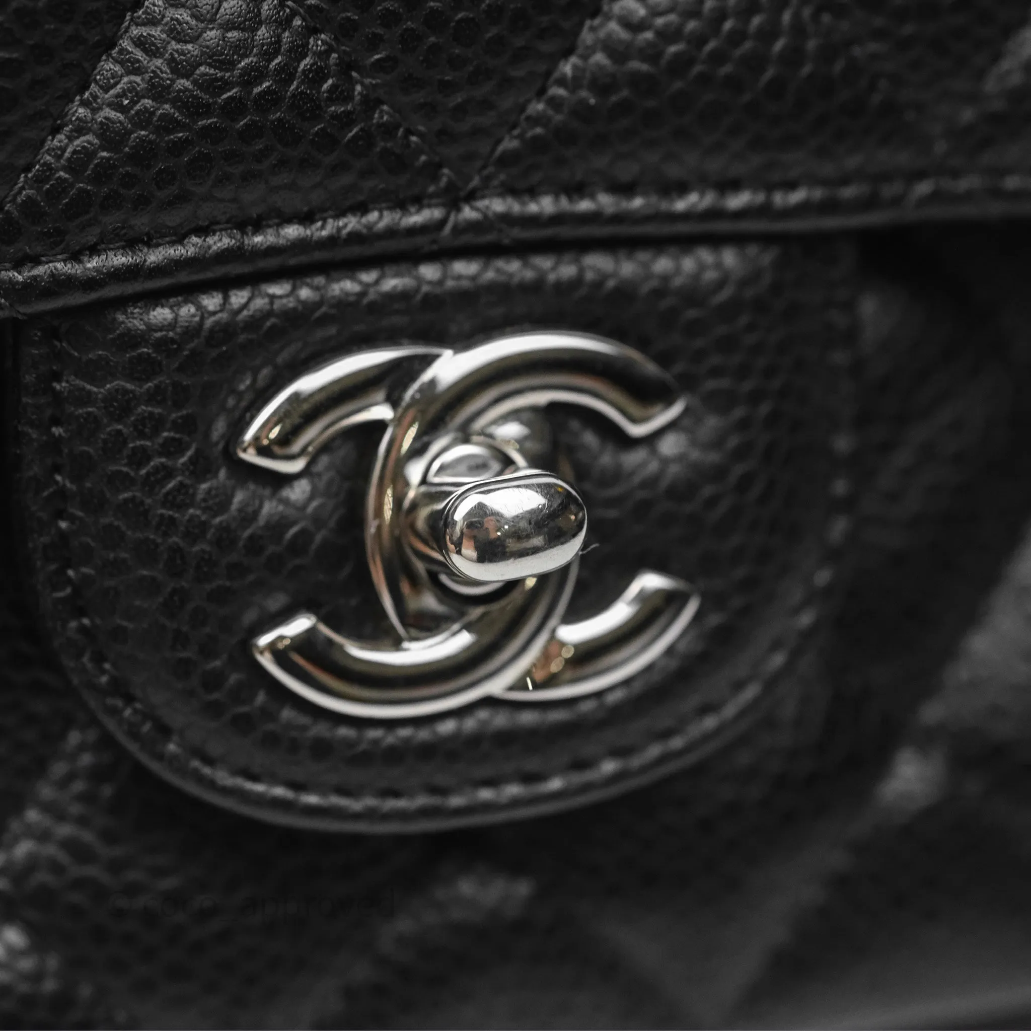 Chanel Classic M/L Medium Flap Quilted Black Caviar Silver Hardware