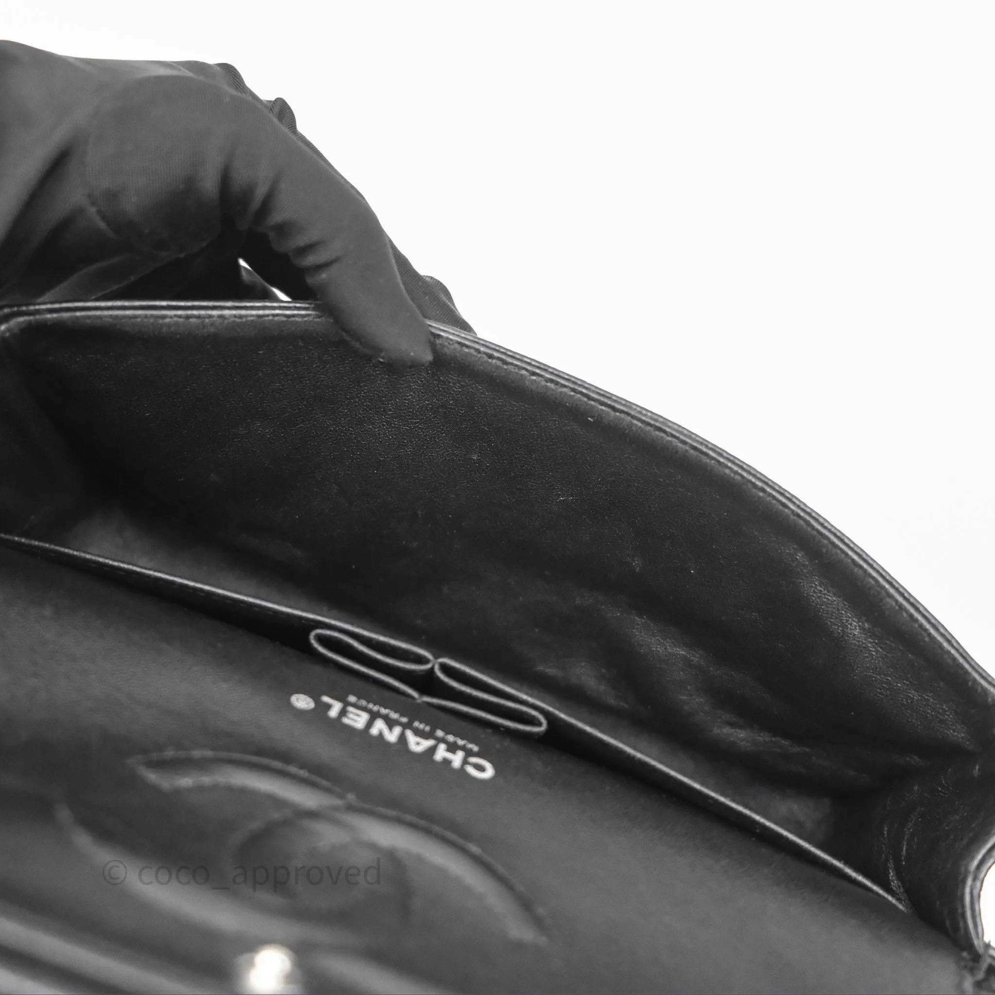 Chanel Classic M/L Medium Flap Quilted Black Caviar Silver Hardware