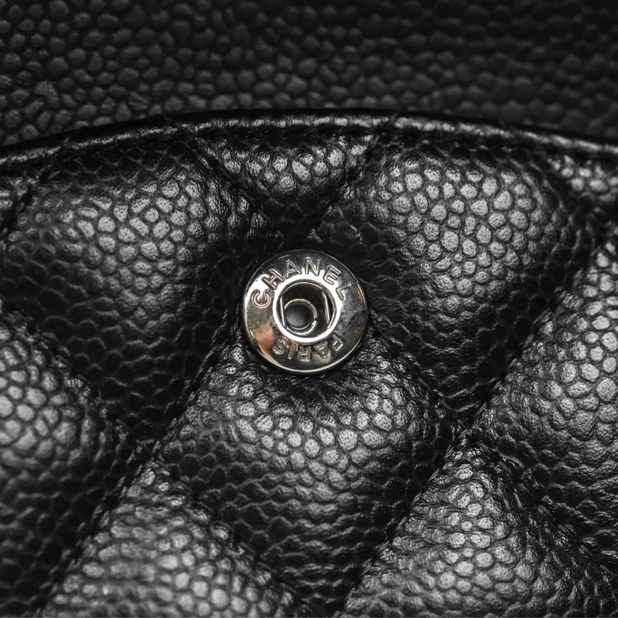 Chanel Classic M/L Medium Flap Quilted Black Caviar Silver Hardware