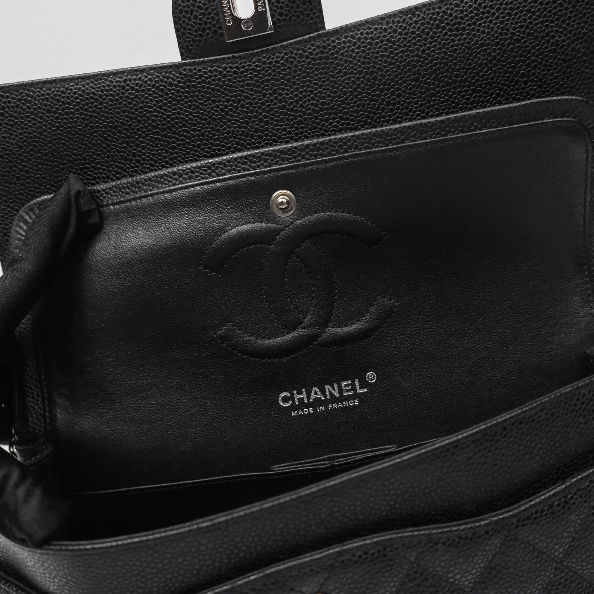 Chanel Classic M/L Medium Flap Quilted Black Caviar Silver Hardware
