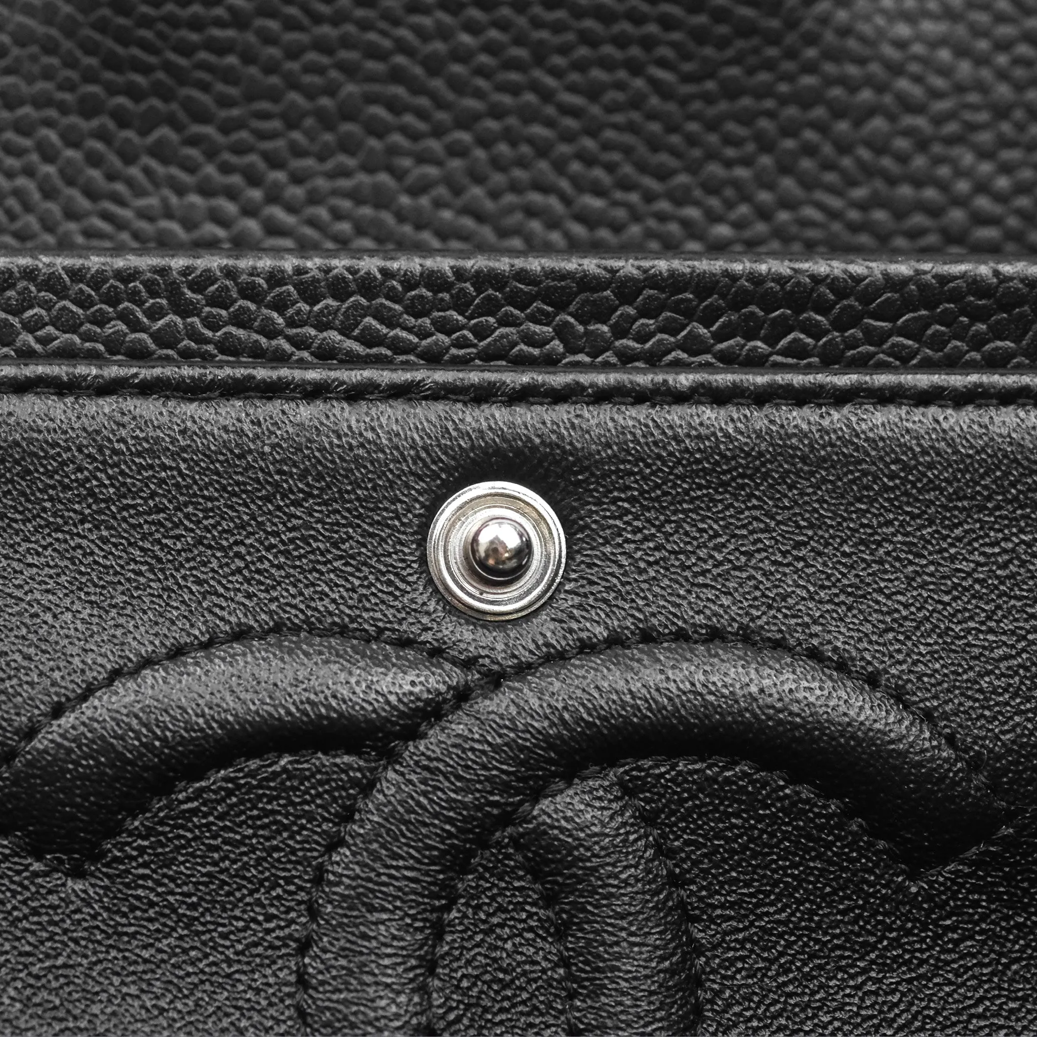 Chanel Classic M/L Medium Flap Quilted Black Caviar Silver Hardware
