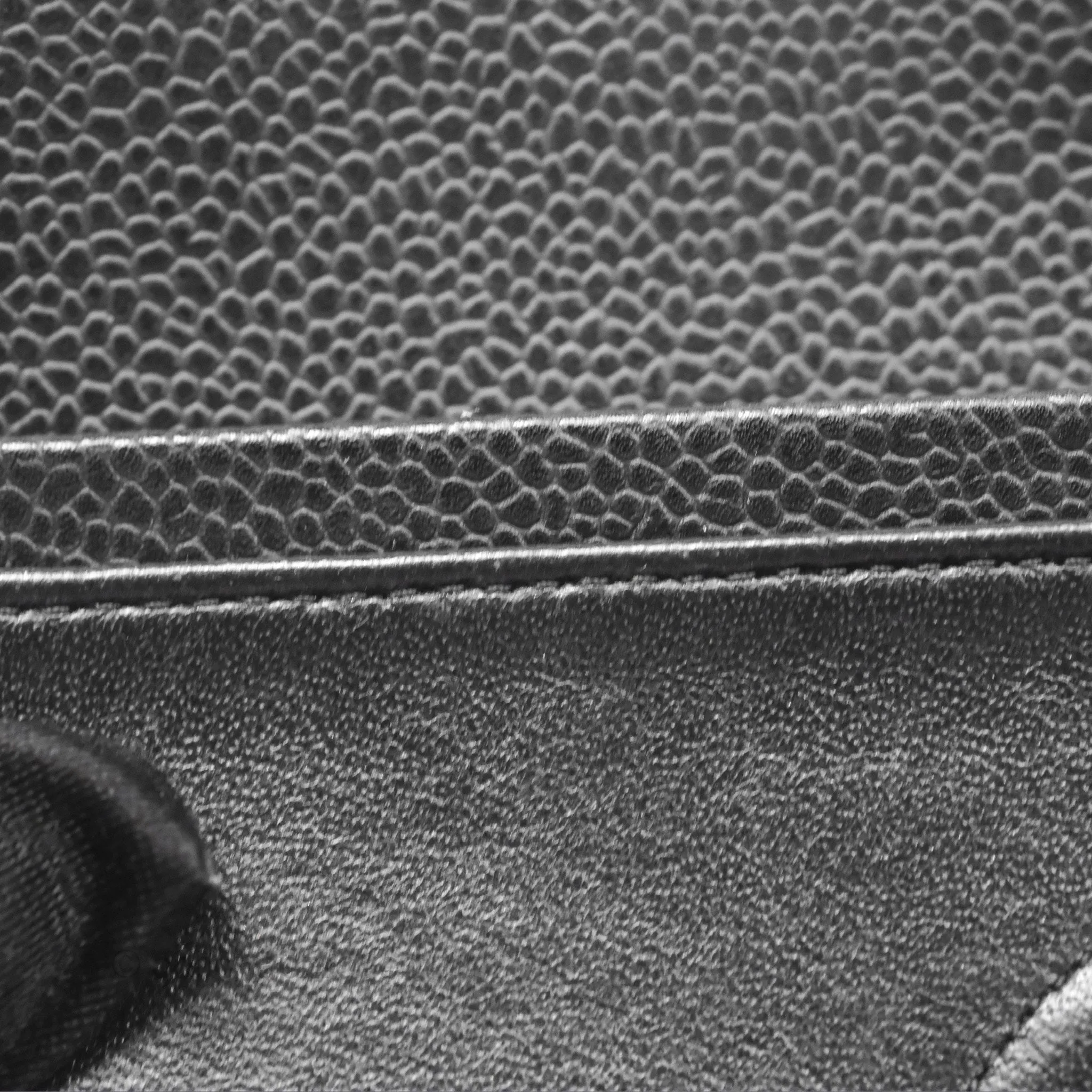 Chanel Classic M/L Medium Flap Quilted Black Caviar Silver Hardware