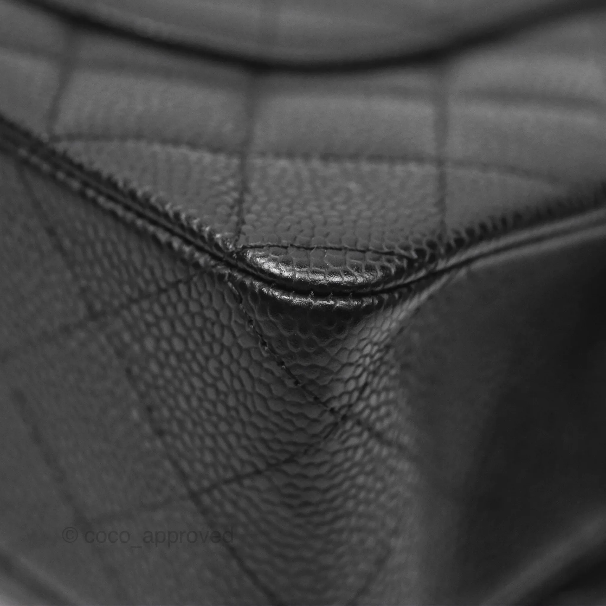 Chanel Classic M/L Medium Flap Quilted Black Caviar Silver Hardware