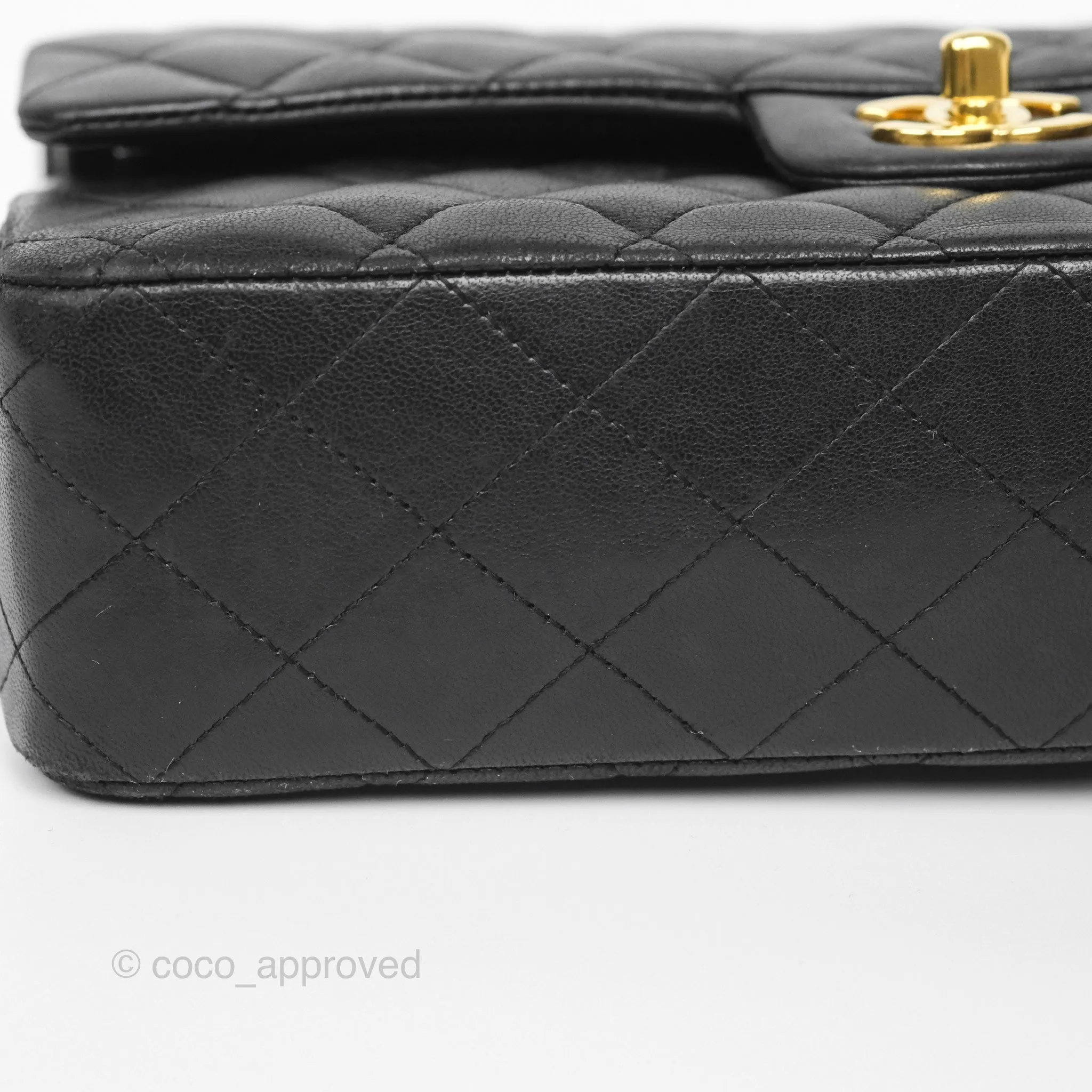 Chanel Classic M/L Medium Flap Quilted Black Lambskin Gold Hardware