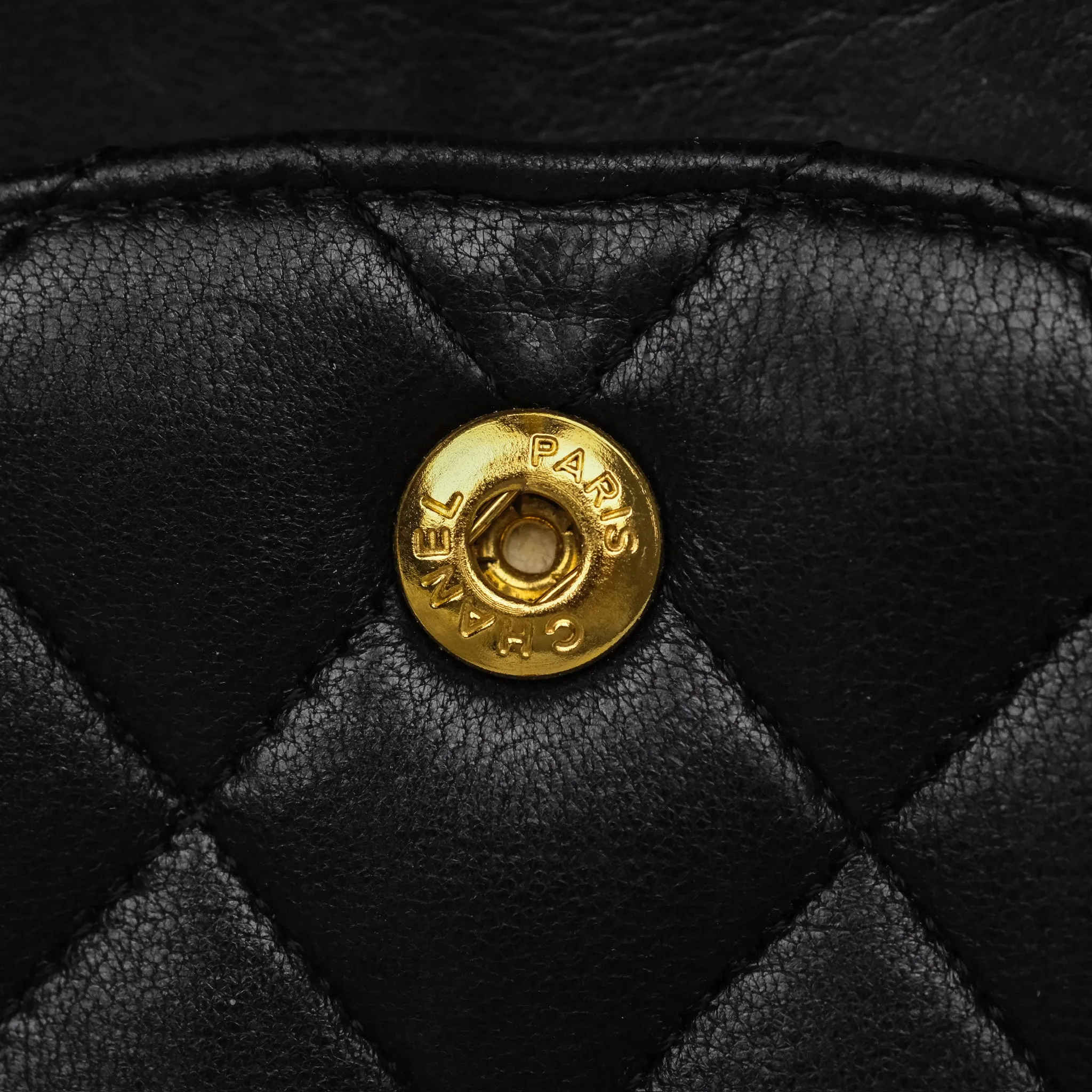 Chanel Classic M/L Medium Flap Quilted Black Lambskin Gold Hardware