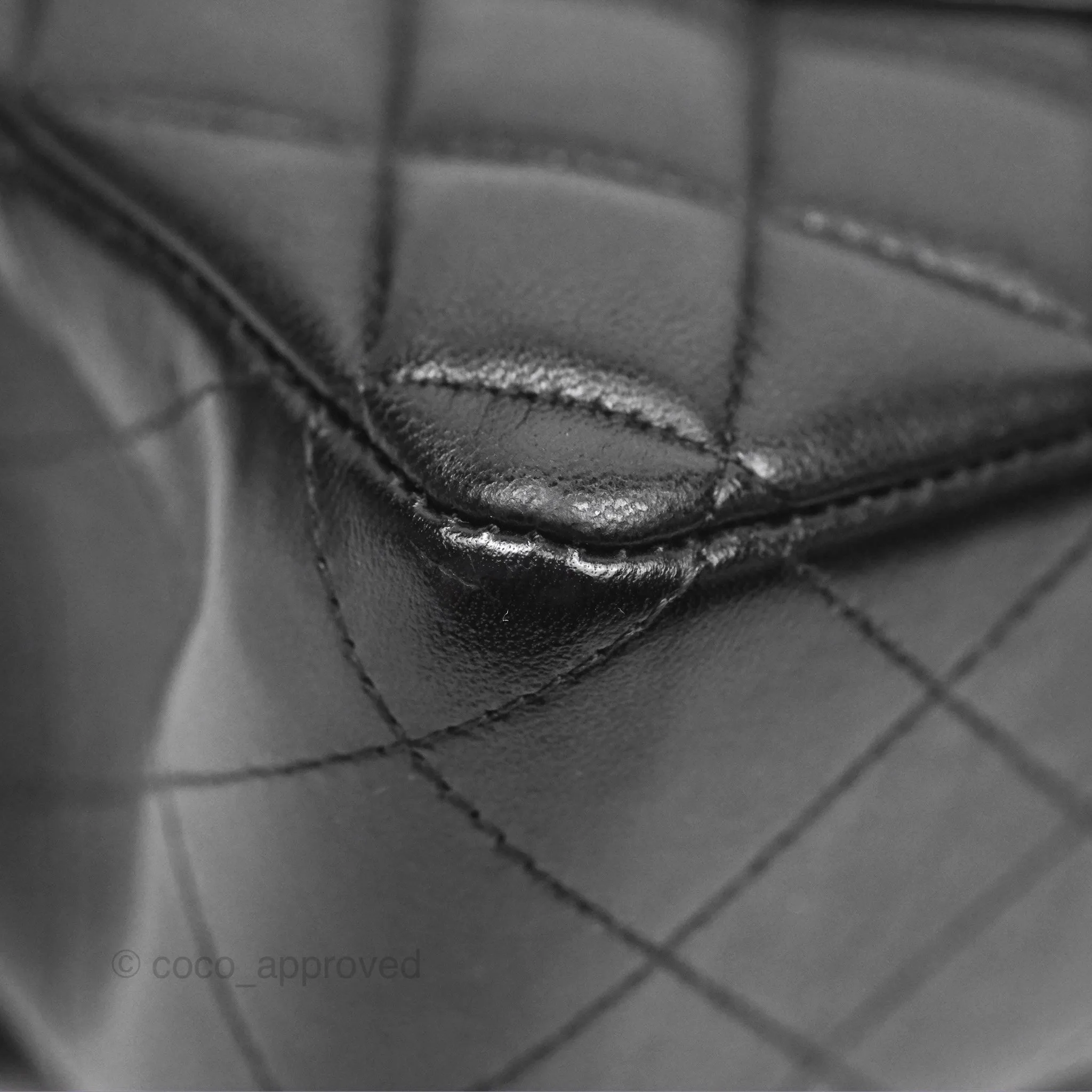 Chanel Classic M/L Medium Flap Quilted Black Lambskin Gold Hardware