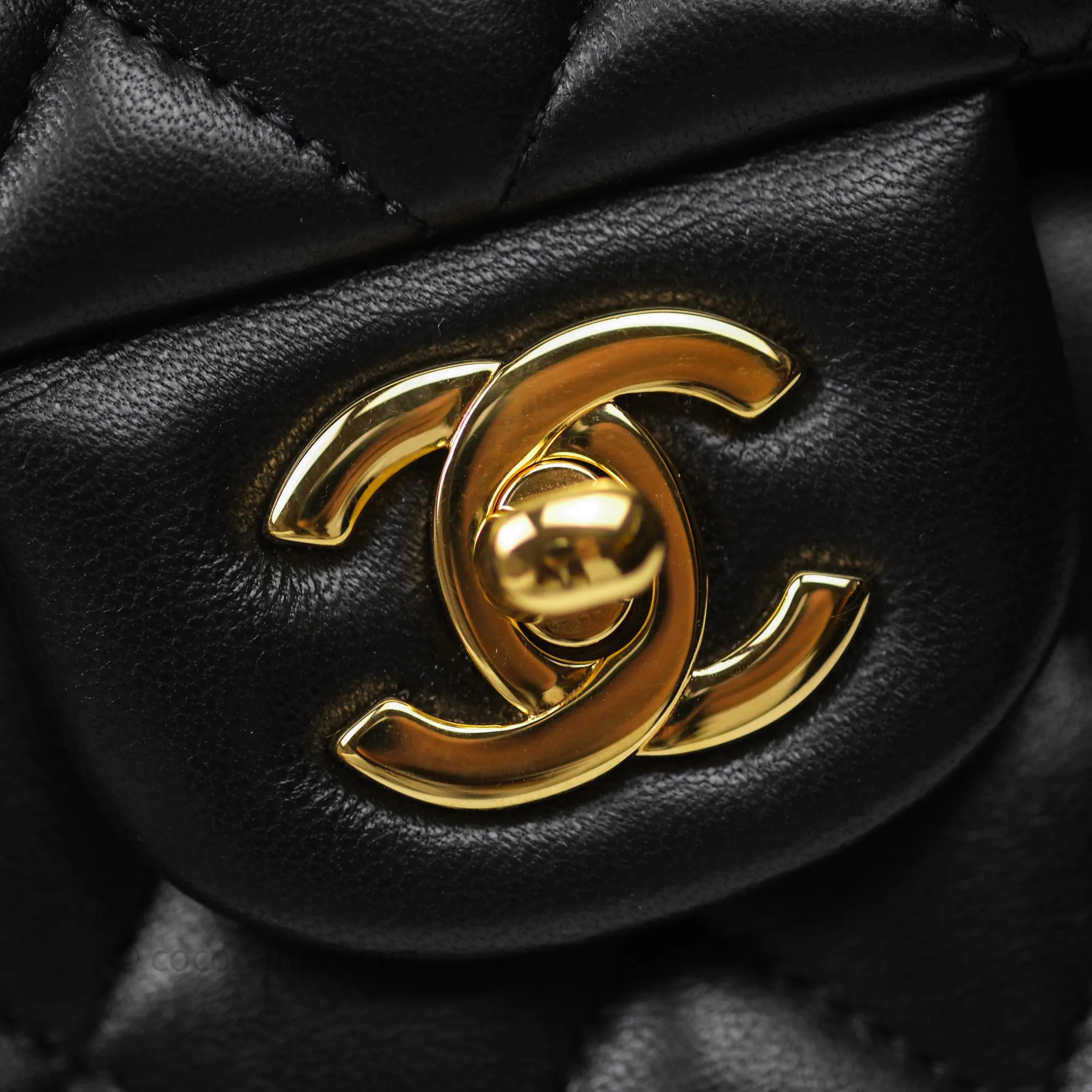 Chanel Classic M/L Medium Flap Quilted Black Lambskin Gold Hardware