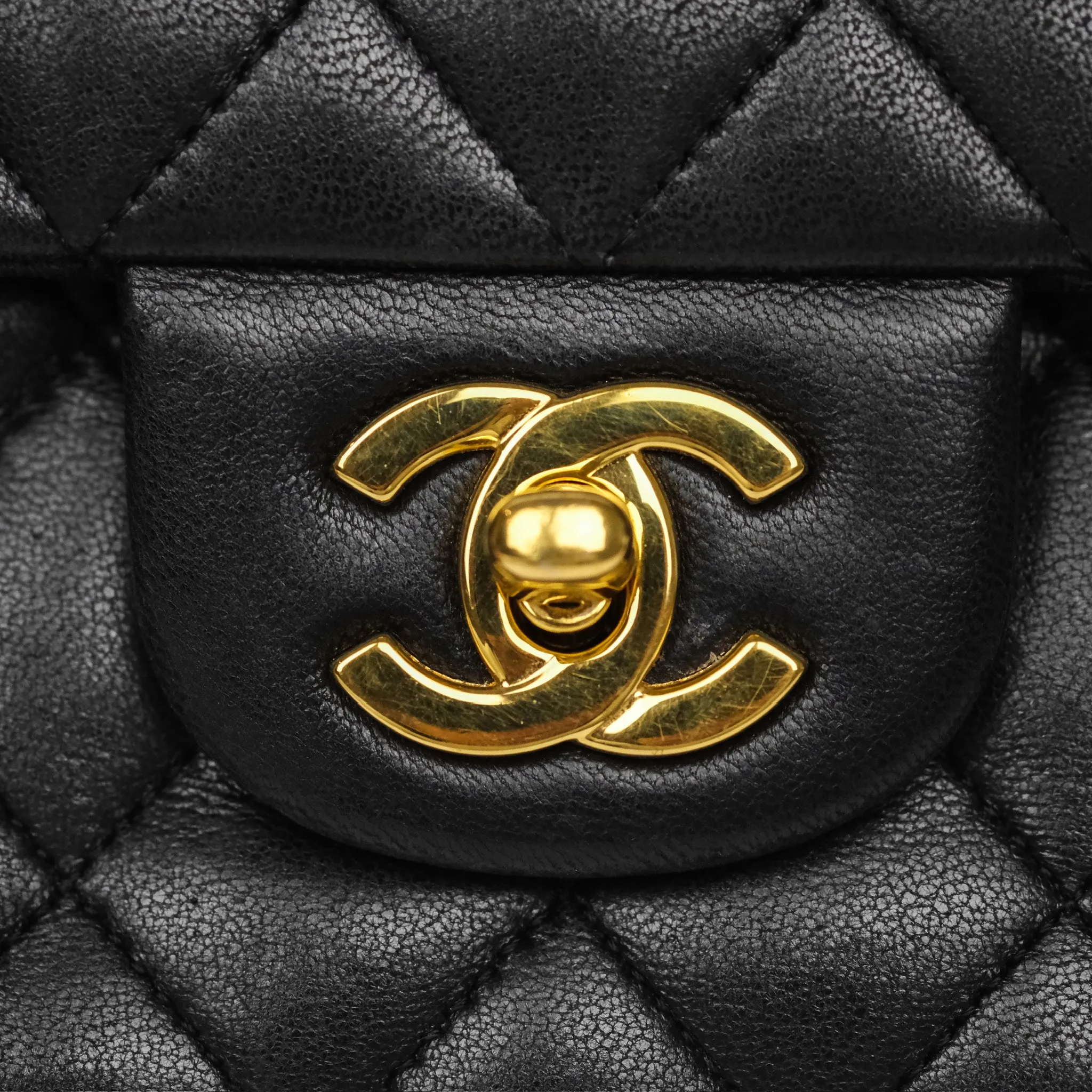 Chanel Classic M/L Medium Flap Quilted Black Lambskin Gold Hardware