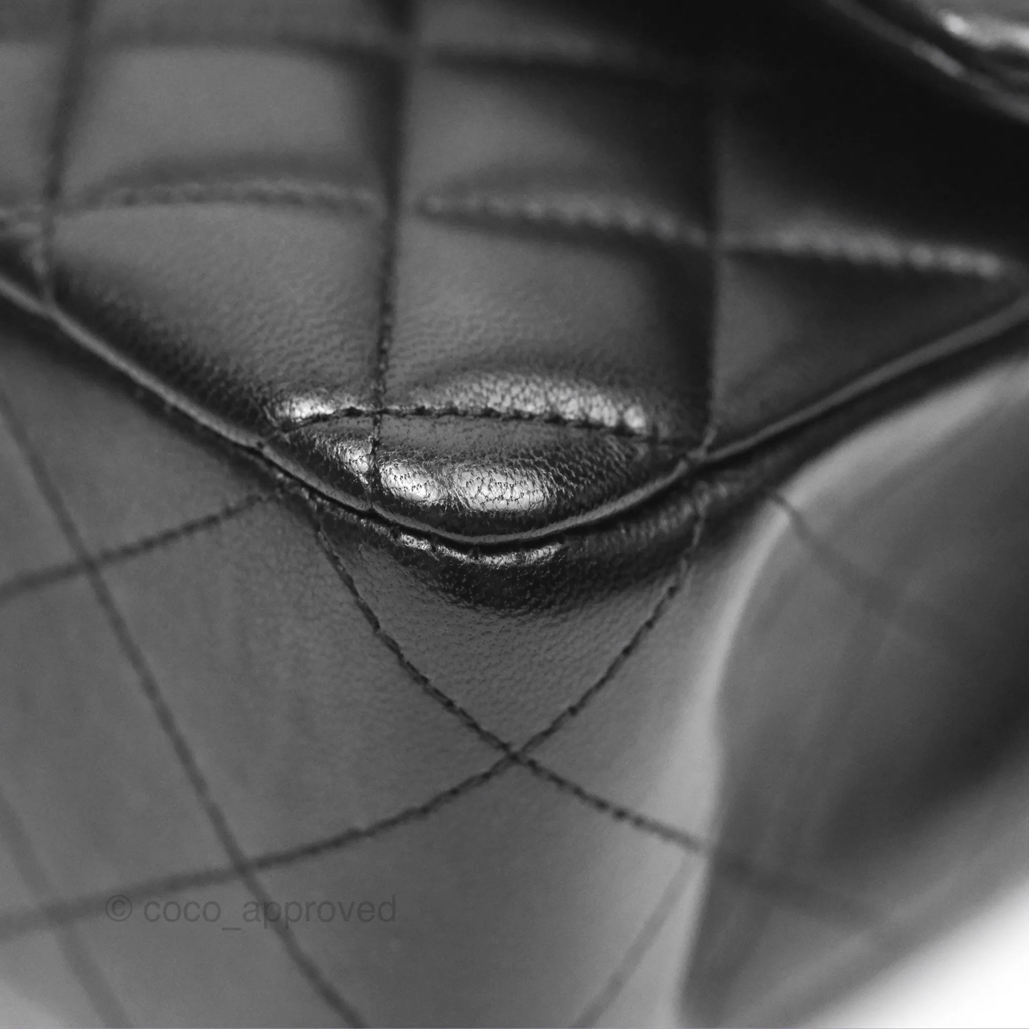 Chanel Classic M/L Medium Flap Quilted Black Lambskin Gold Hardware