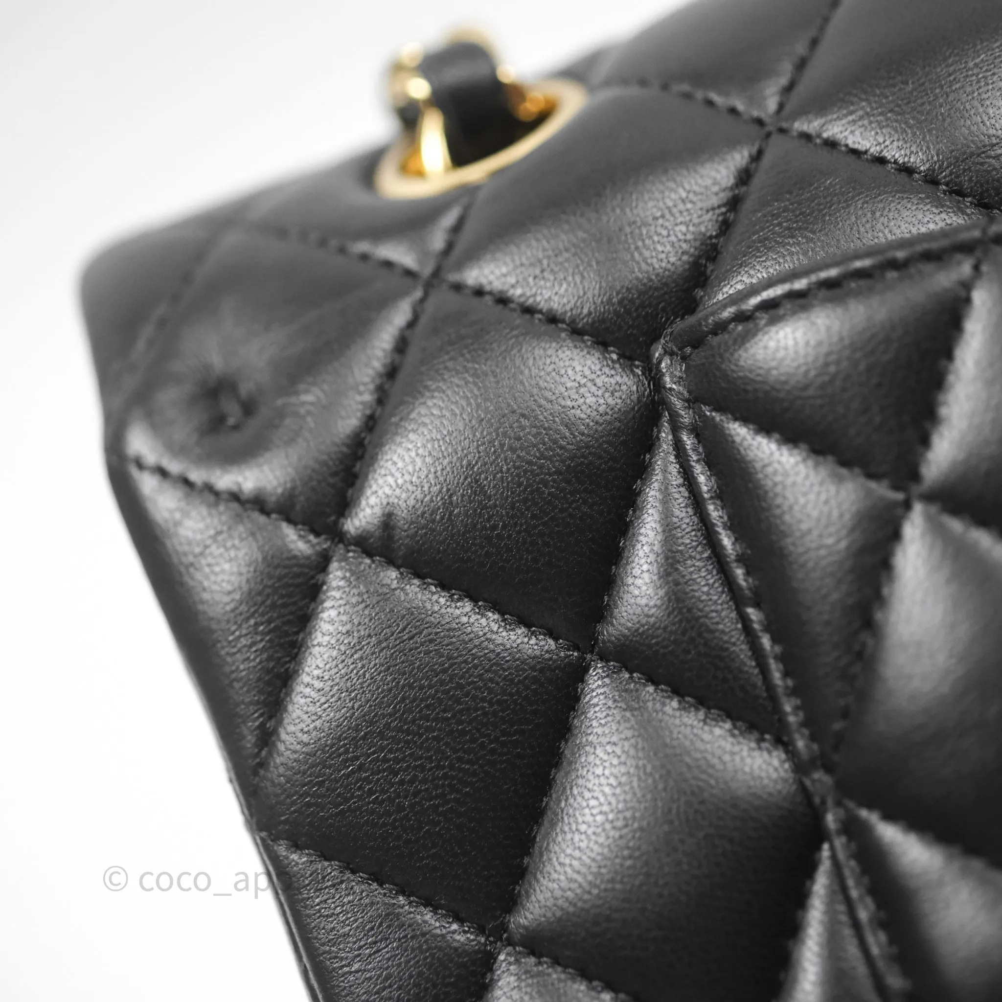 Chanel Classic M/L Medium Flap Quilted Black Lambskin Gold Hardware