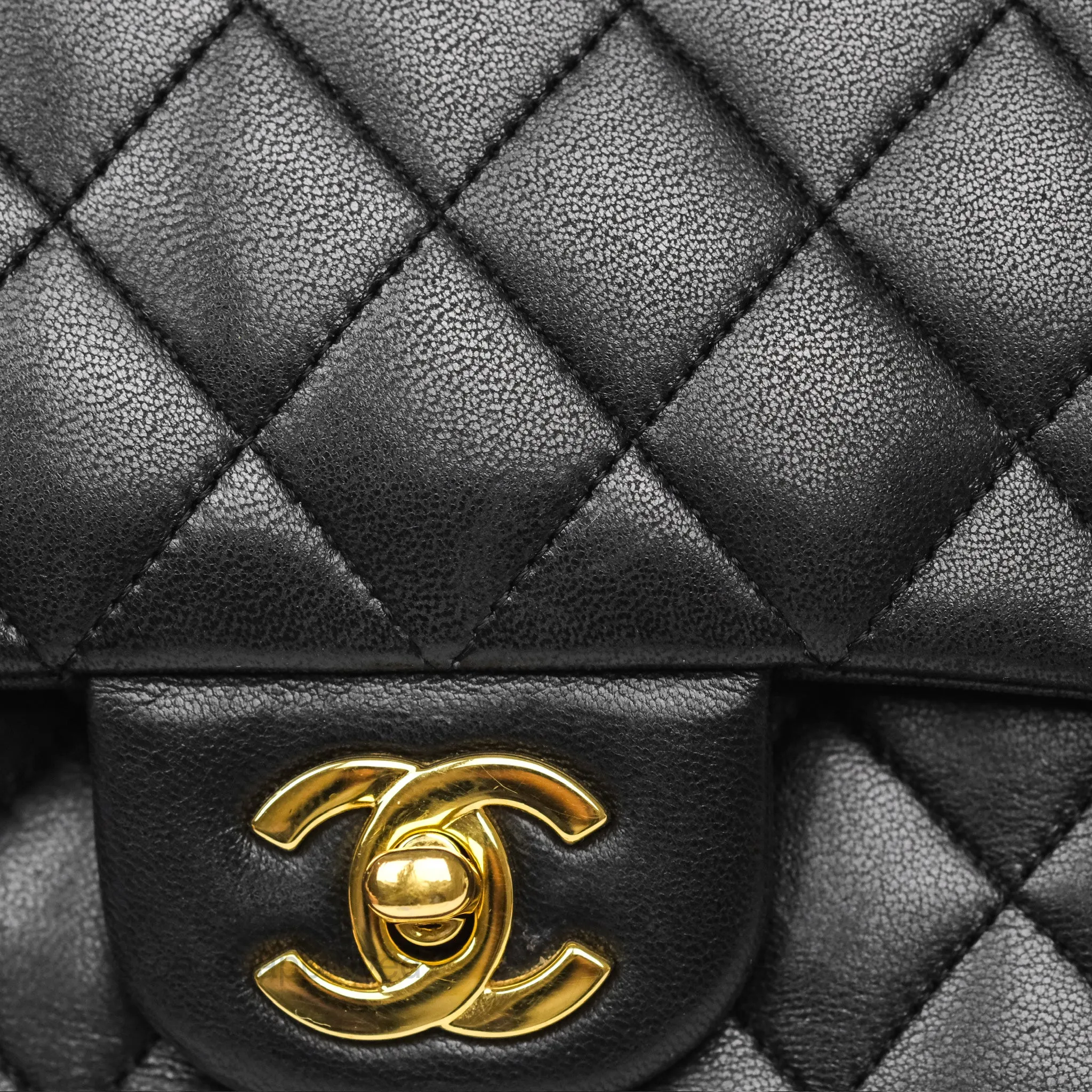 Chanel Classic M/L Medium Flap Quilted Black Lambskin Gold Hardware