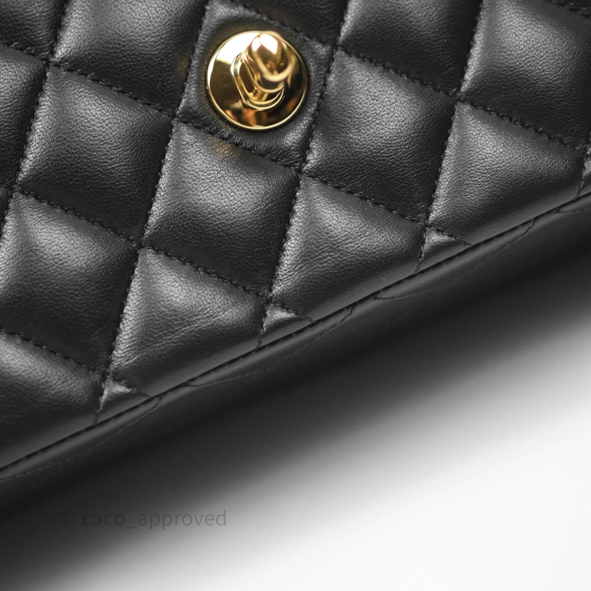 Chanel Classic M/L Medium Flap Quilted Black Lambskin Gold Hardware