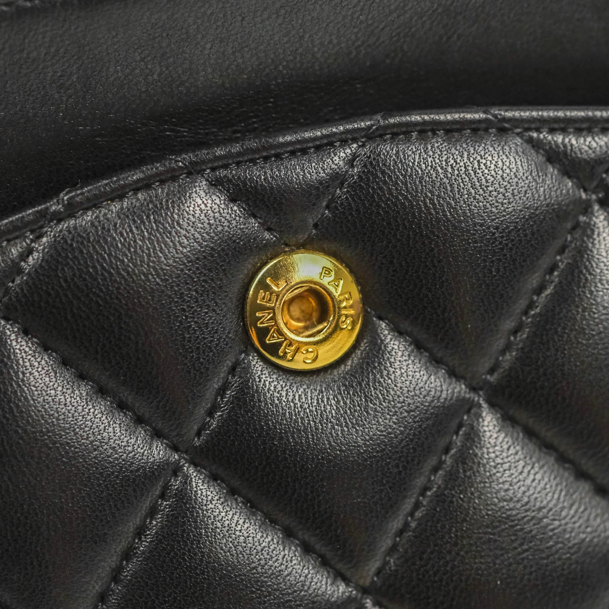 Chanel Classic M/L Medium Flap Quilted Black Lambskin Gold Hardware
