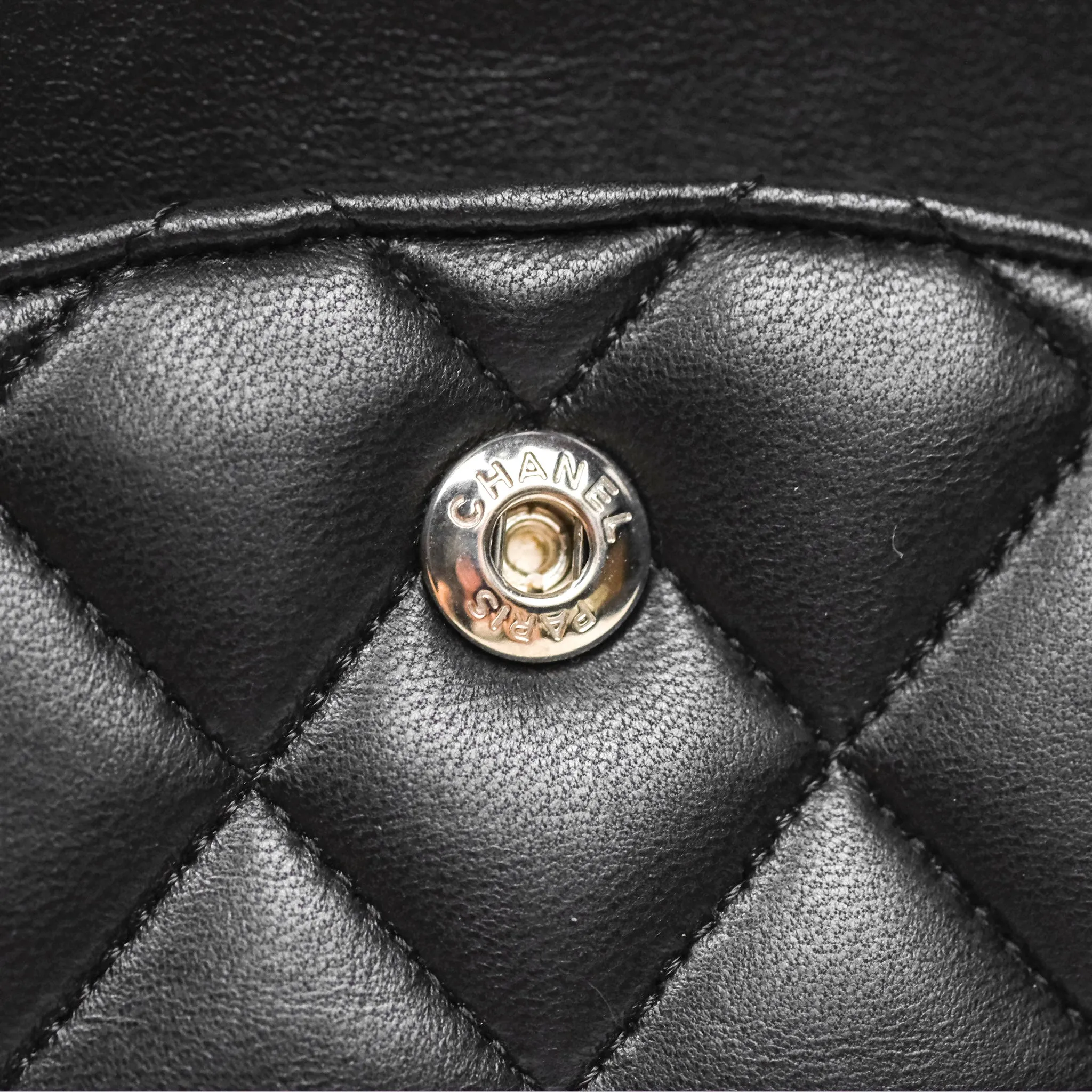 Chanel Classic M/L Medium Flap Quilted Black Lambskin Silver Hardware