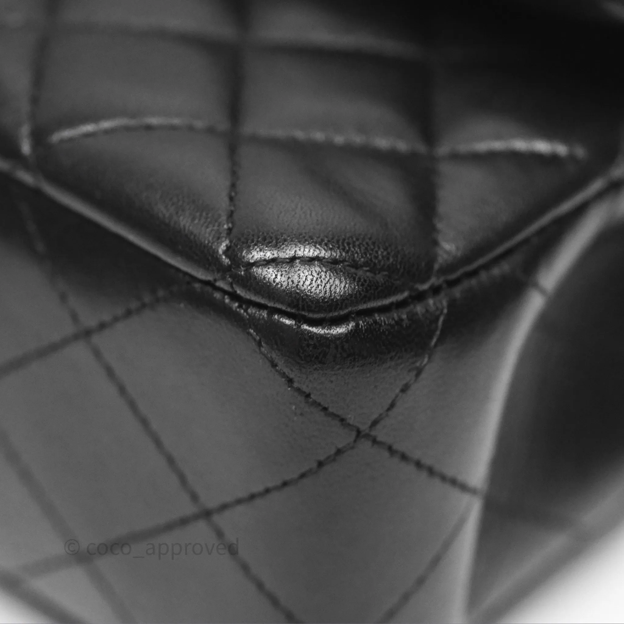 Chanel Classic M/L Medium Flap Quilted Black Lambskin Silver Hardware