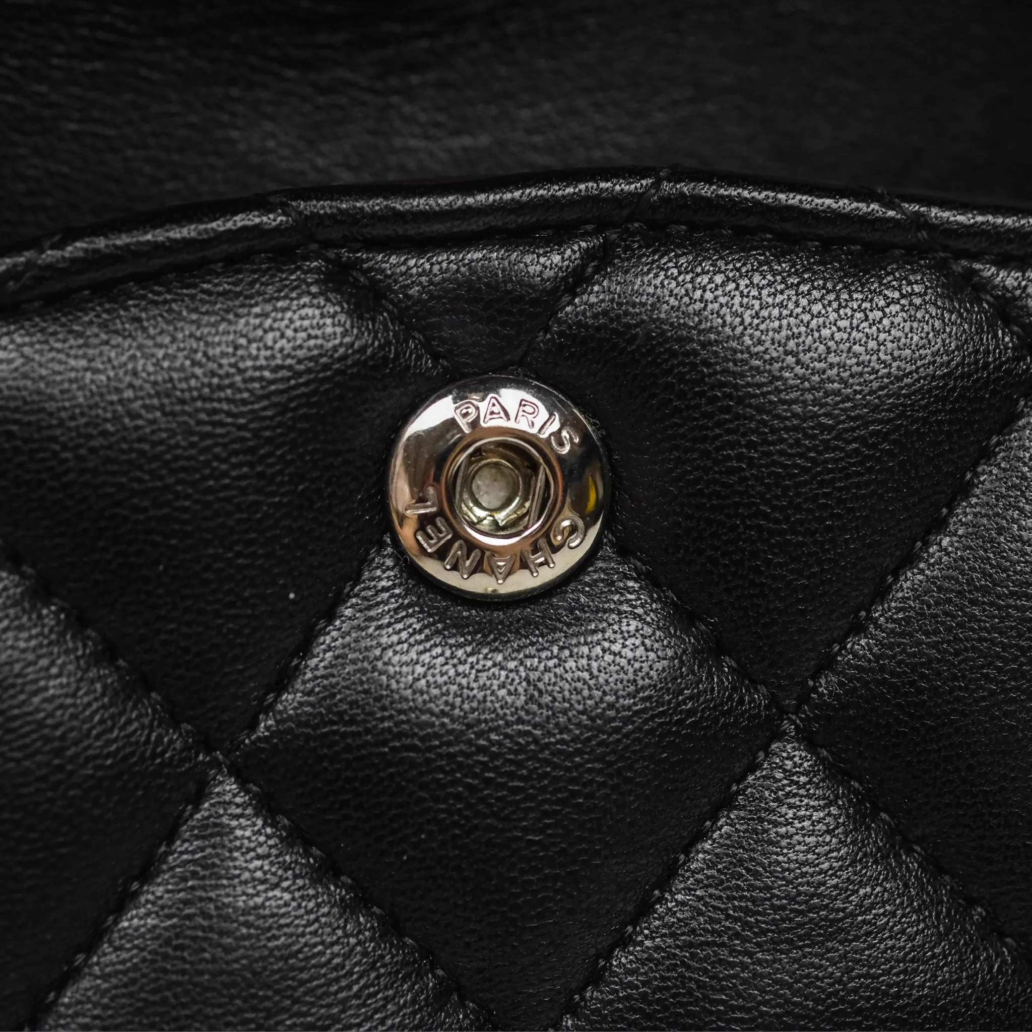 Chanel Classic M/L Medium Flap Quilted Black Lambskin Silver Hardware