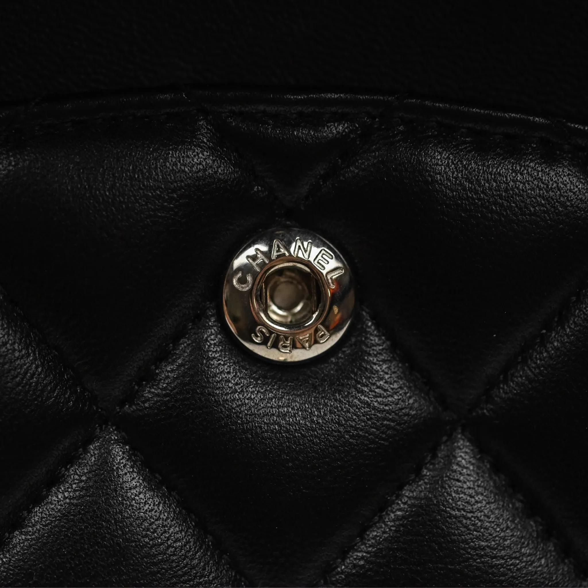Chanel Classic M/L Medium Flap Quilted Black Lambskin Silver Hardware