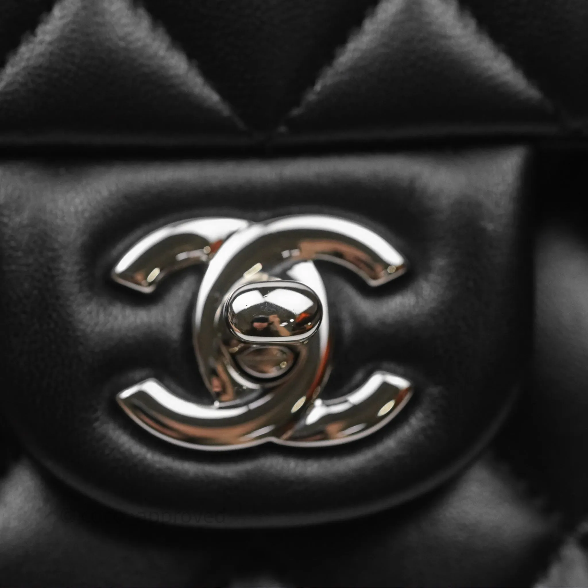 Chanel Classic M/L Medium Flap Quilted Black Lambskin Silver Hardware