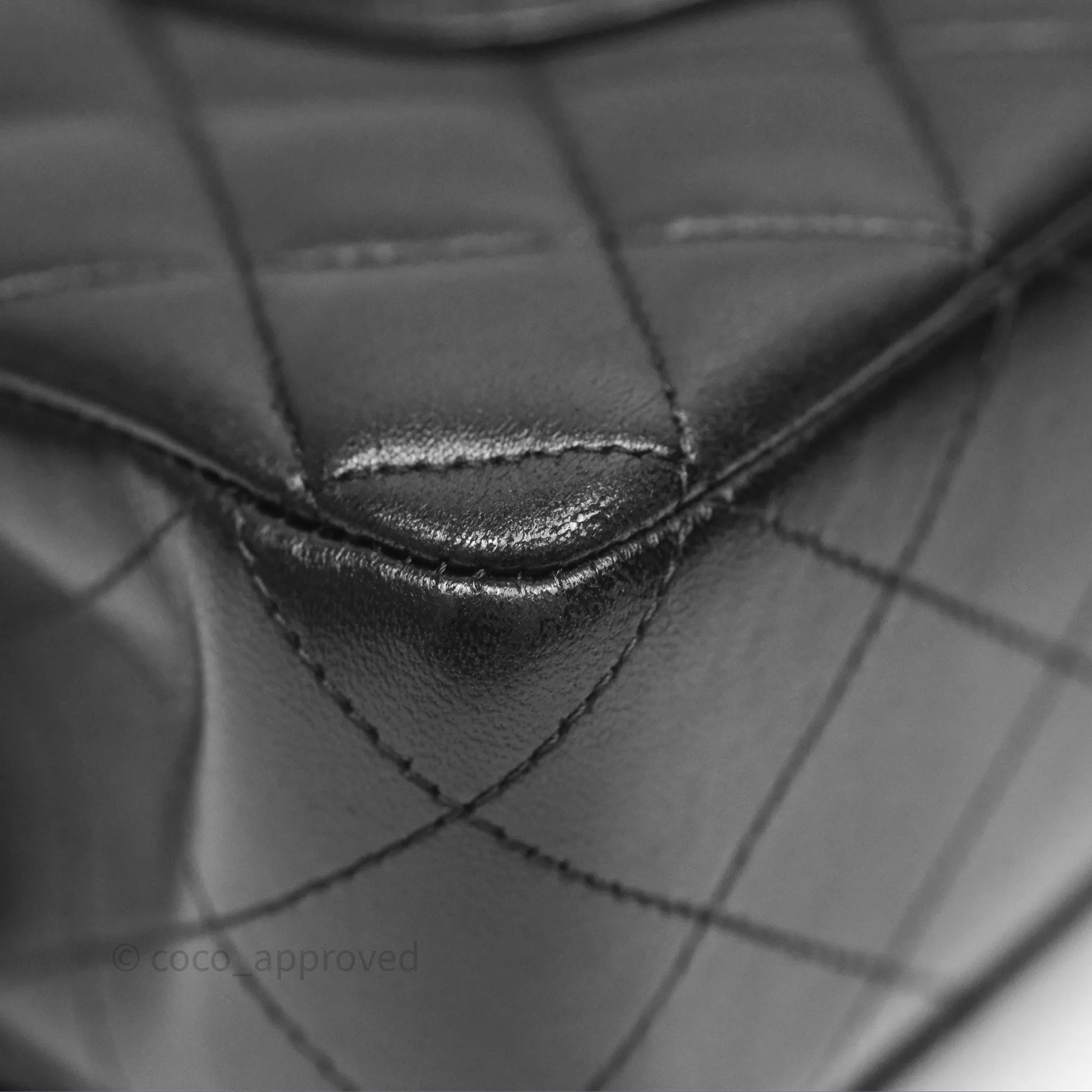 Chanel Classic M/L Medium Flap Quilted Black Lambskin Silver Hardware