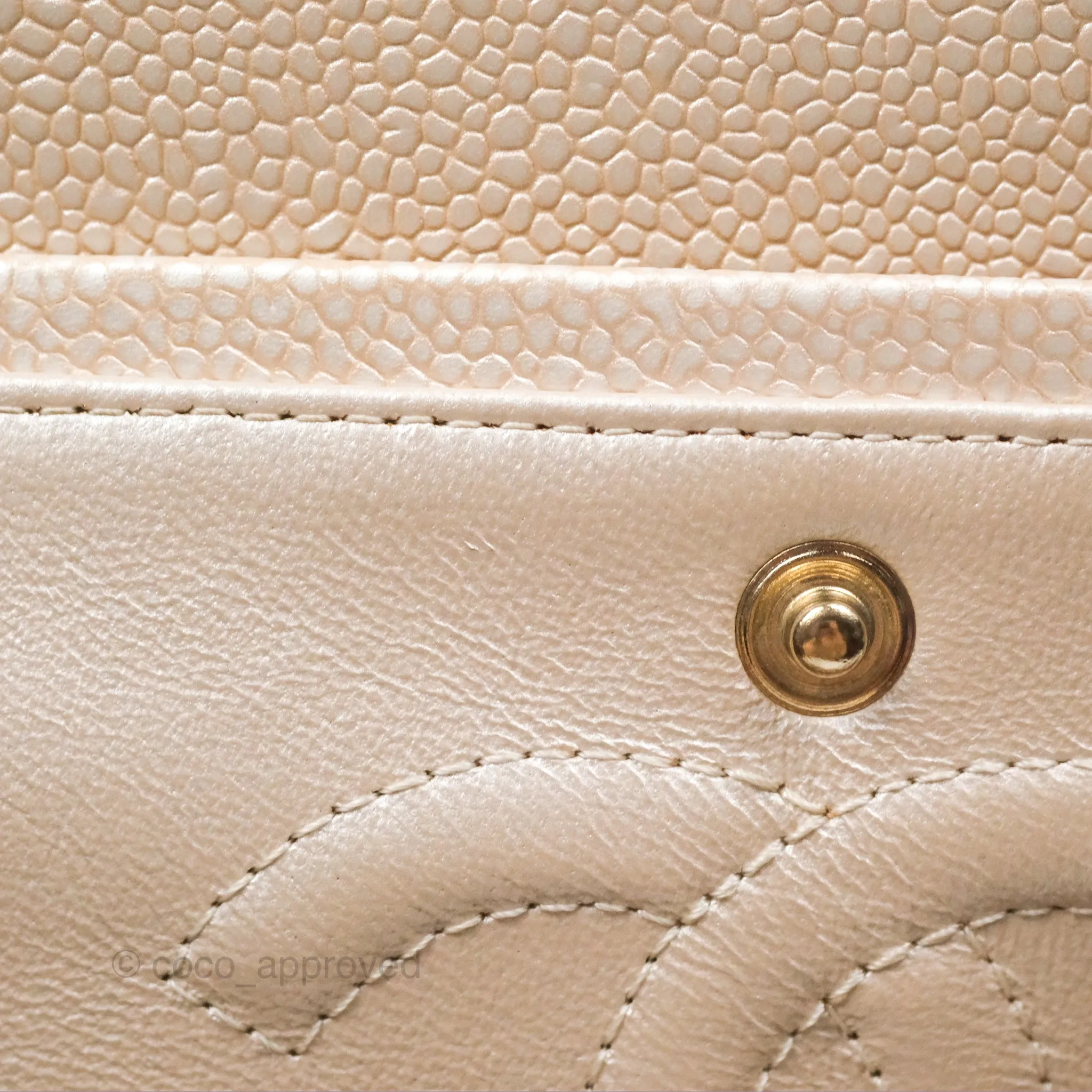 Chanel Classic M/L Medium Flap Quilted Pearly Ivory Beige Caviar Matte Gold Hardware 12P