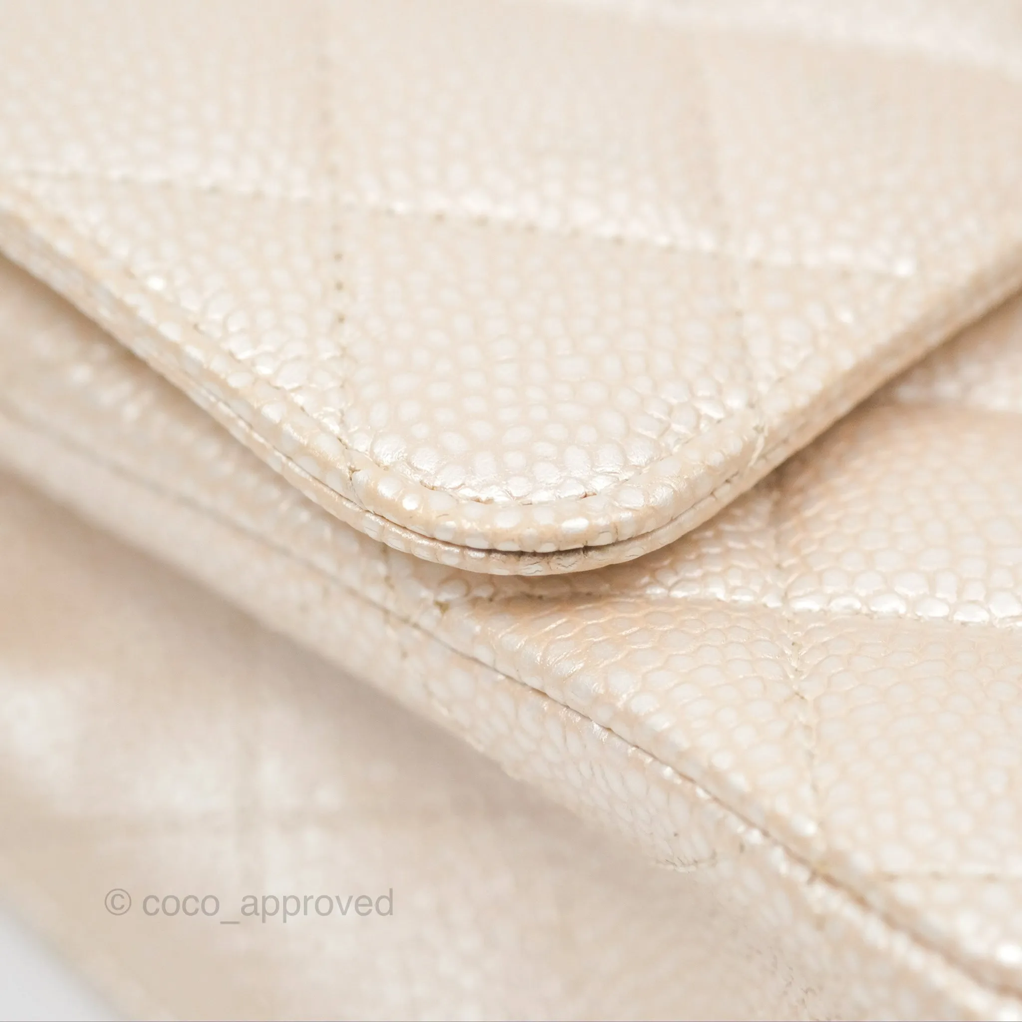 Chanel Classic M/L Medium Flap Quilted Pearly Ivory Beige Caviar Matte Gold Hardware 12P