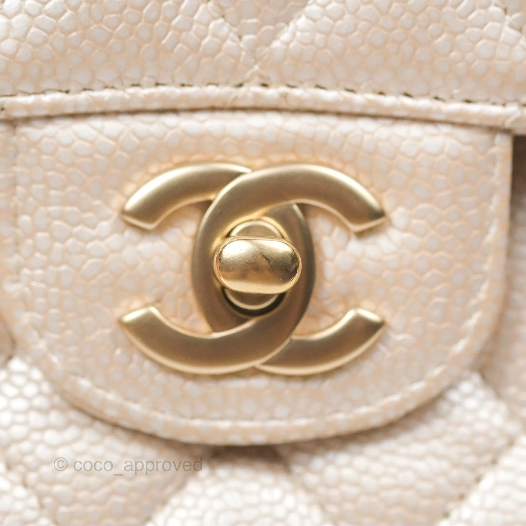 Chanel Classic M/L Medium Flap Quilted Pearly Ivory Beige Caviar Matte Gold Hardware 12P