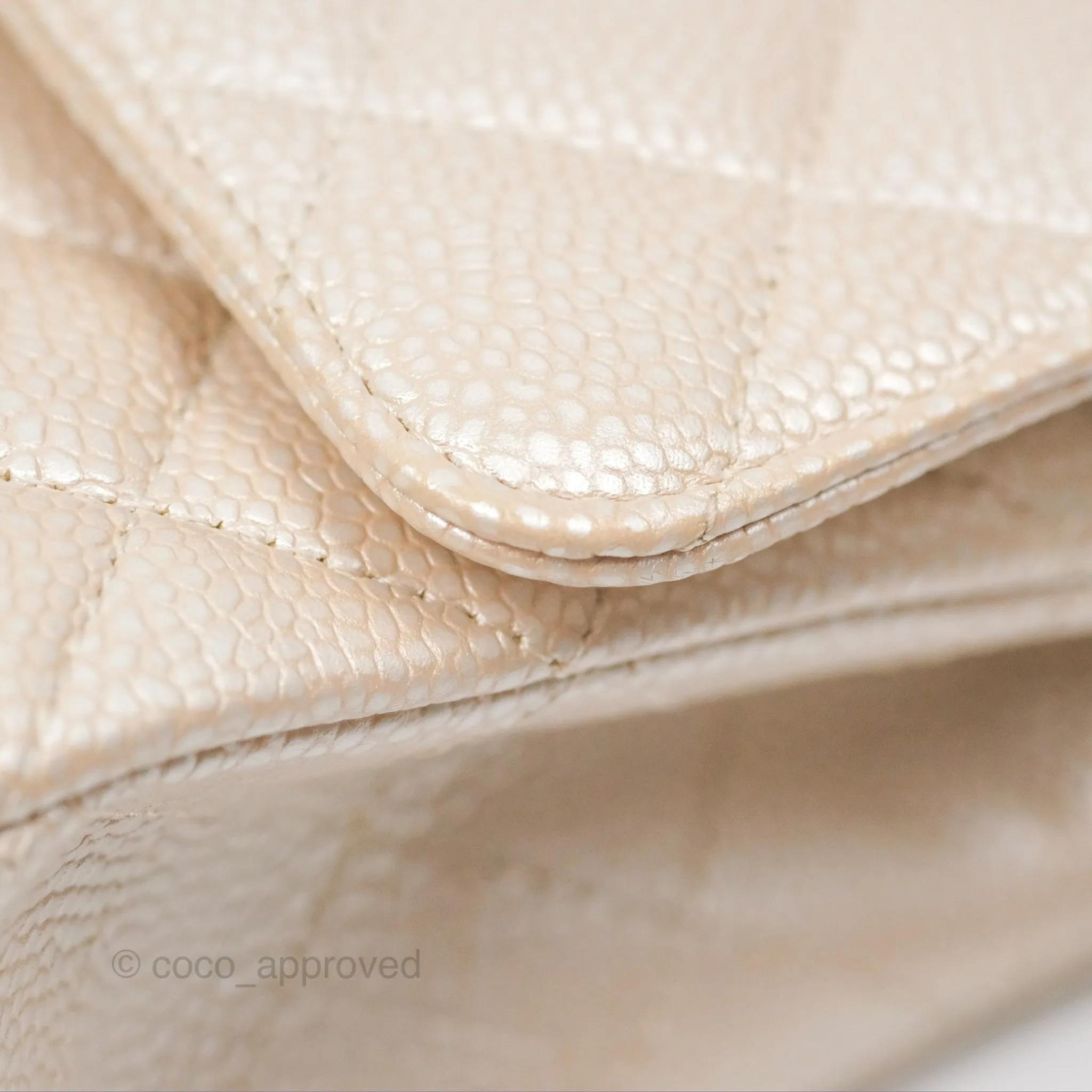 Chanel Classic M/L Medium Flap Quilted Pearly Ivory Beige Caviar Matte Gold Hardware 12P