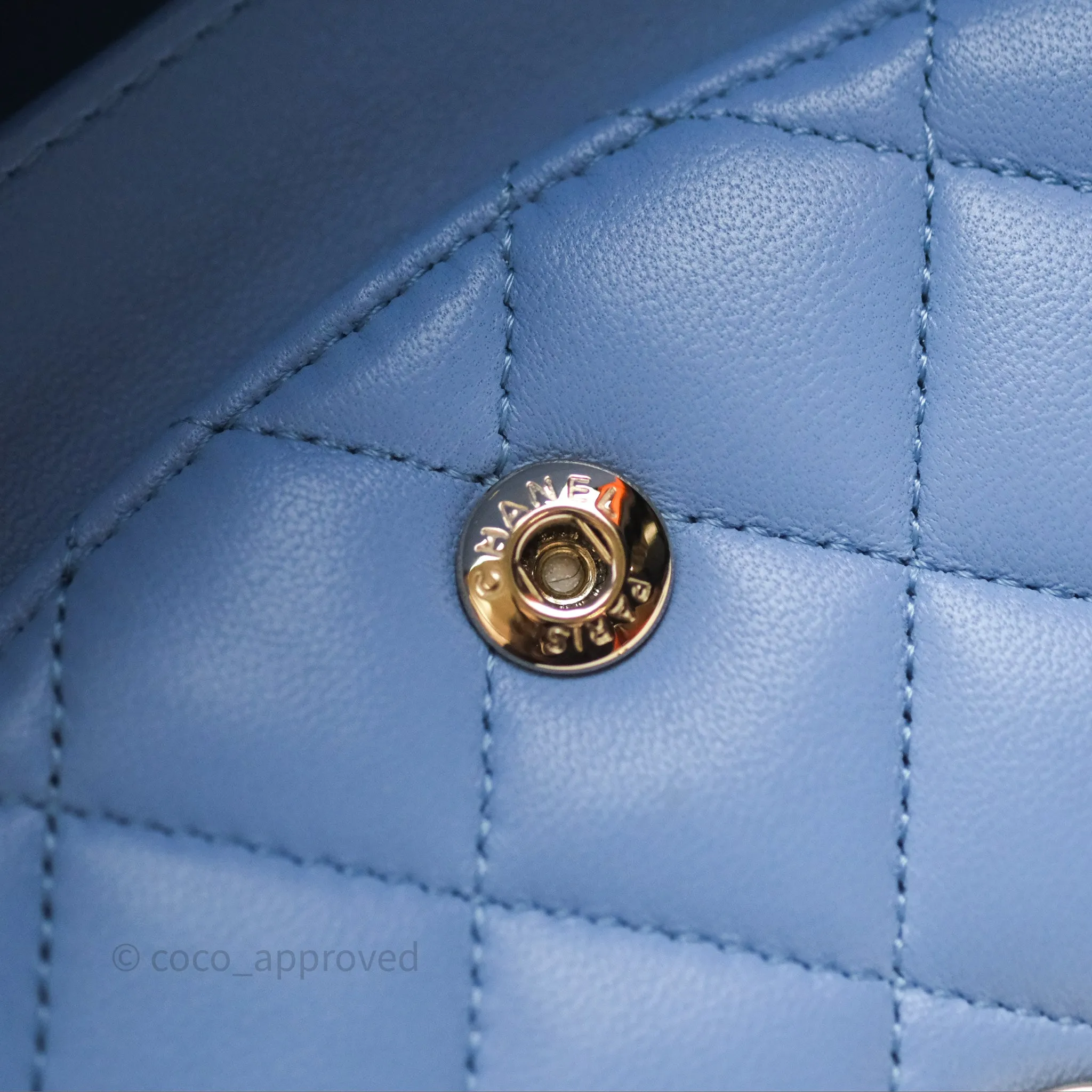 Chanel Classic M/L Medium Flap Quilted Sky Blue Lambskin Gold Hardware