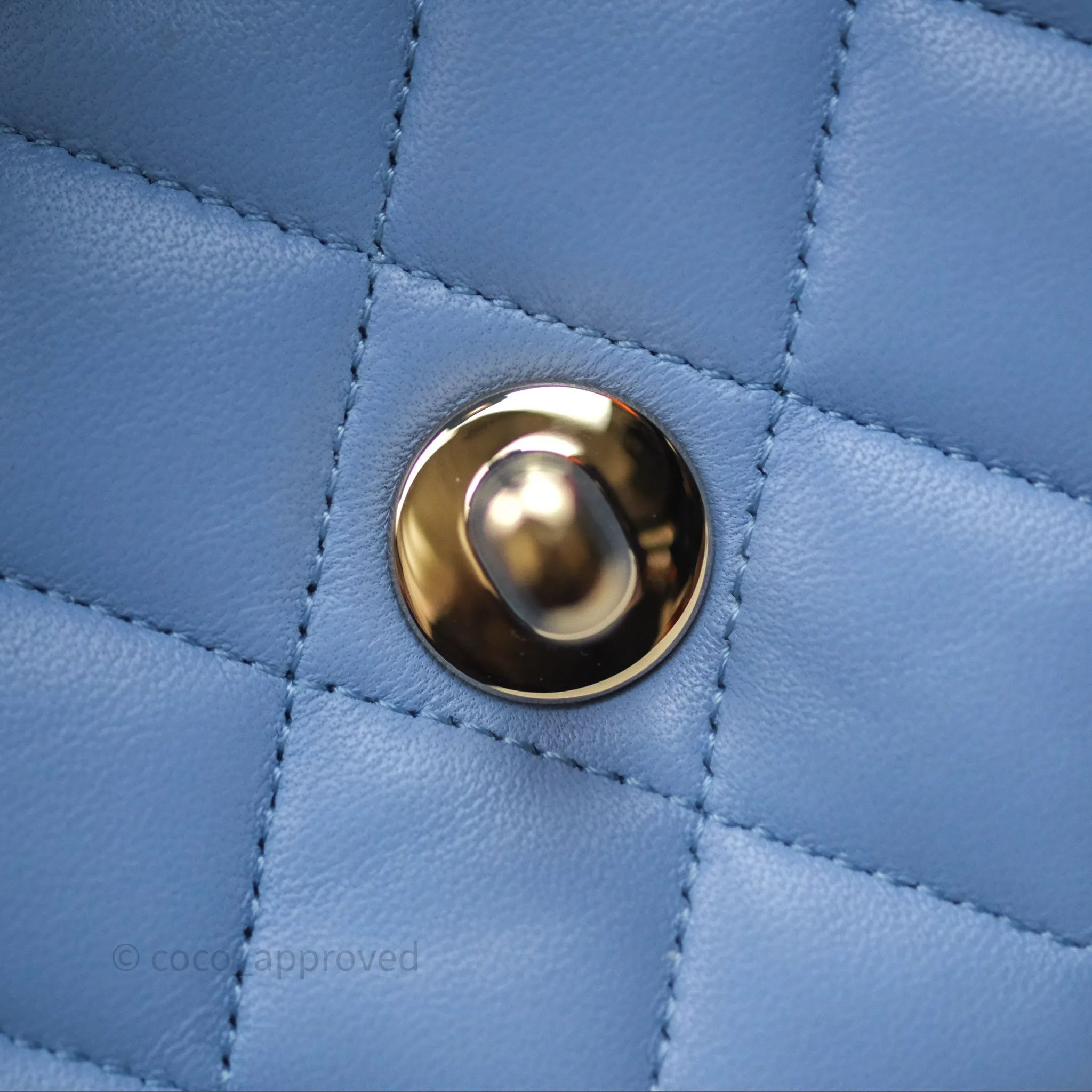 Chanel Classic M/L Medium Flap Quilted Sky Blue Lambskin Gold Hardware